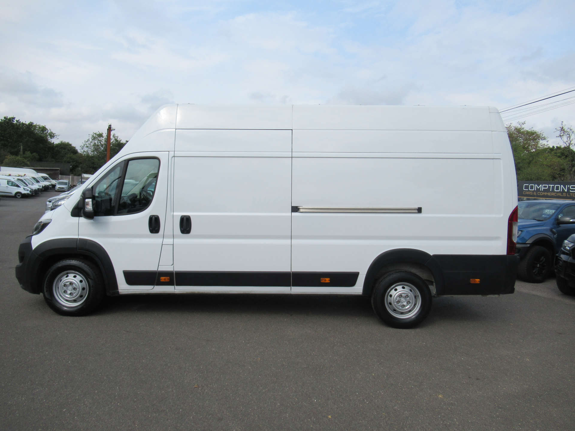 PEUGEOT BOXER 2.2 Boxer 435 Professional Prem+ L4H3 BHDi #3