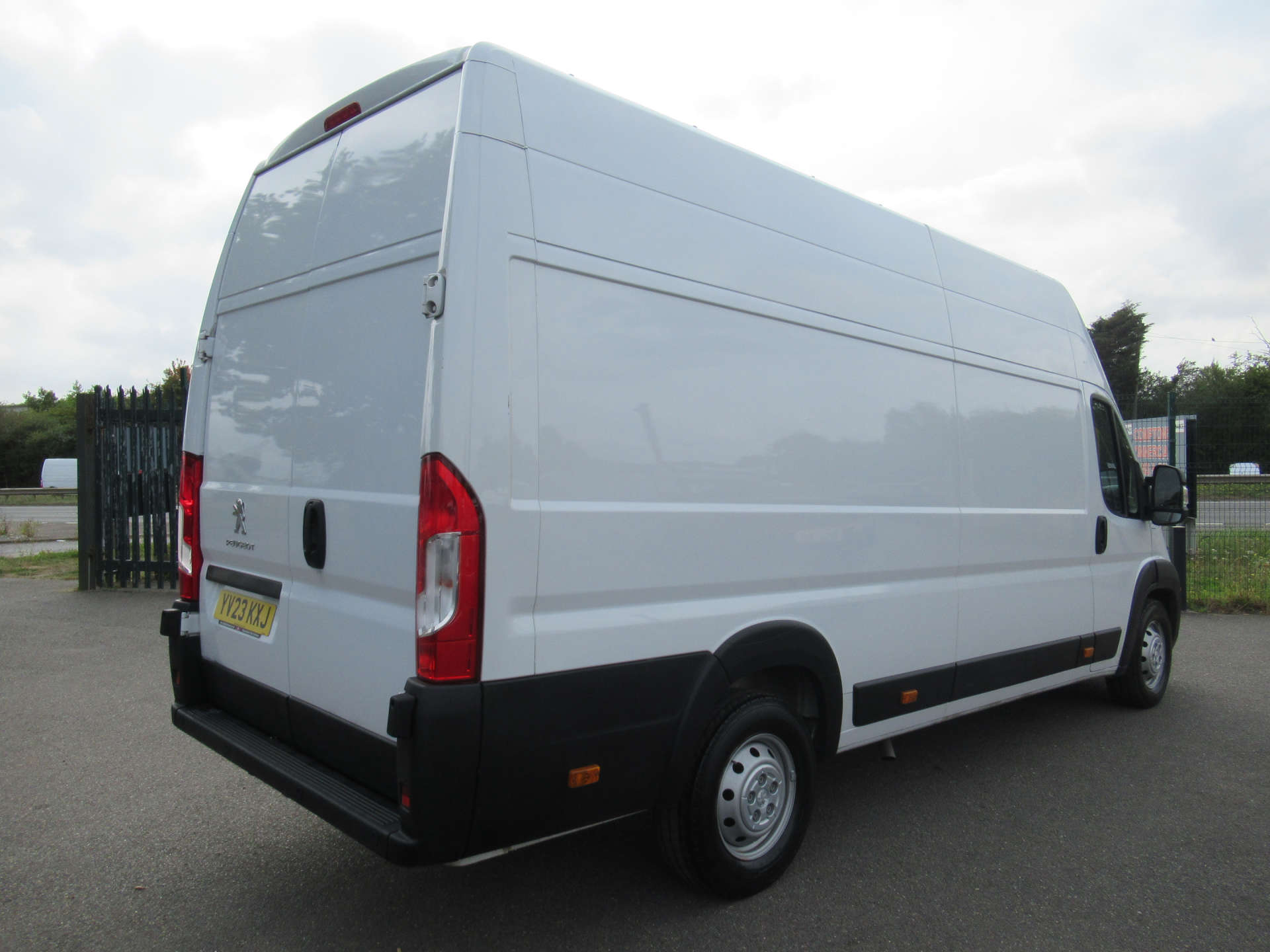 PEUGEOT BOXER 2.2 Boxer 435 Professional Prem+ L4H3 BHDi #11