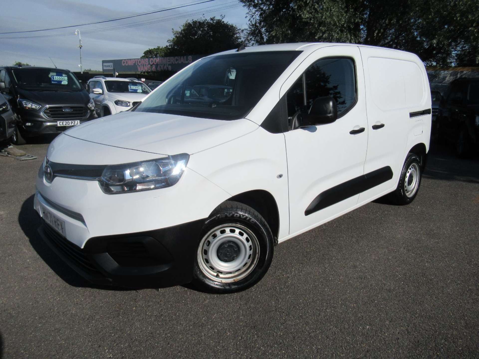 TOYOTA PROACE CITY 1.5 Proace City Active #0