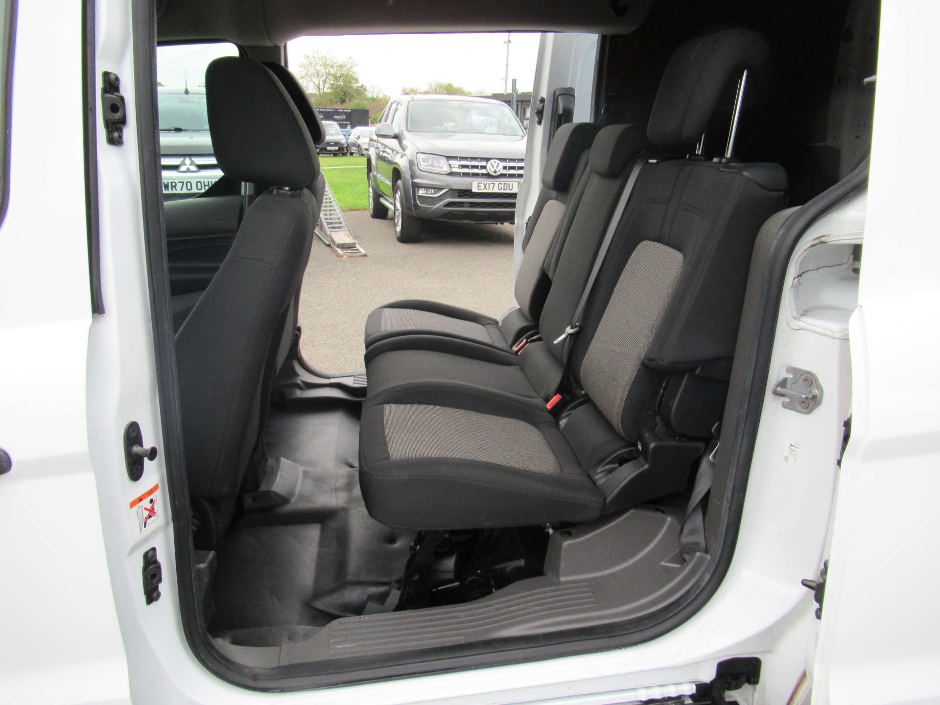 FORD TRANSIT CONNECT 1.5 Transit Connect 230 Base TDCi 5 seater crew van #5