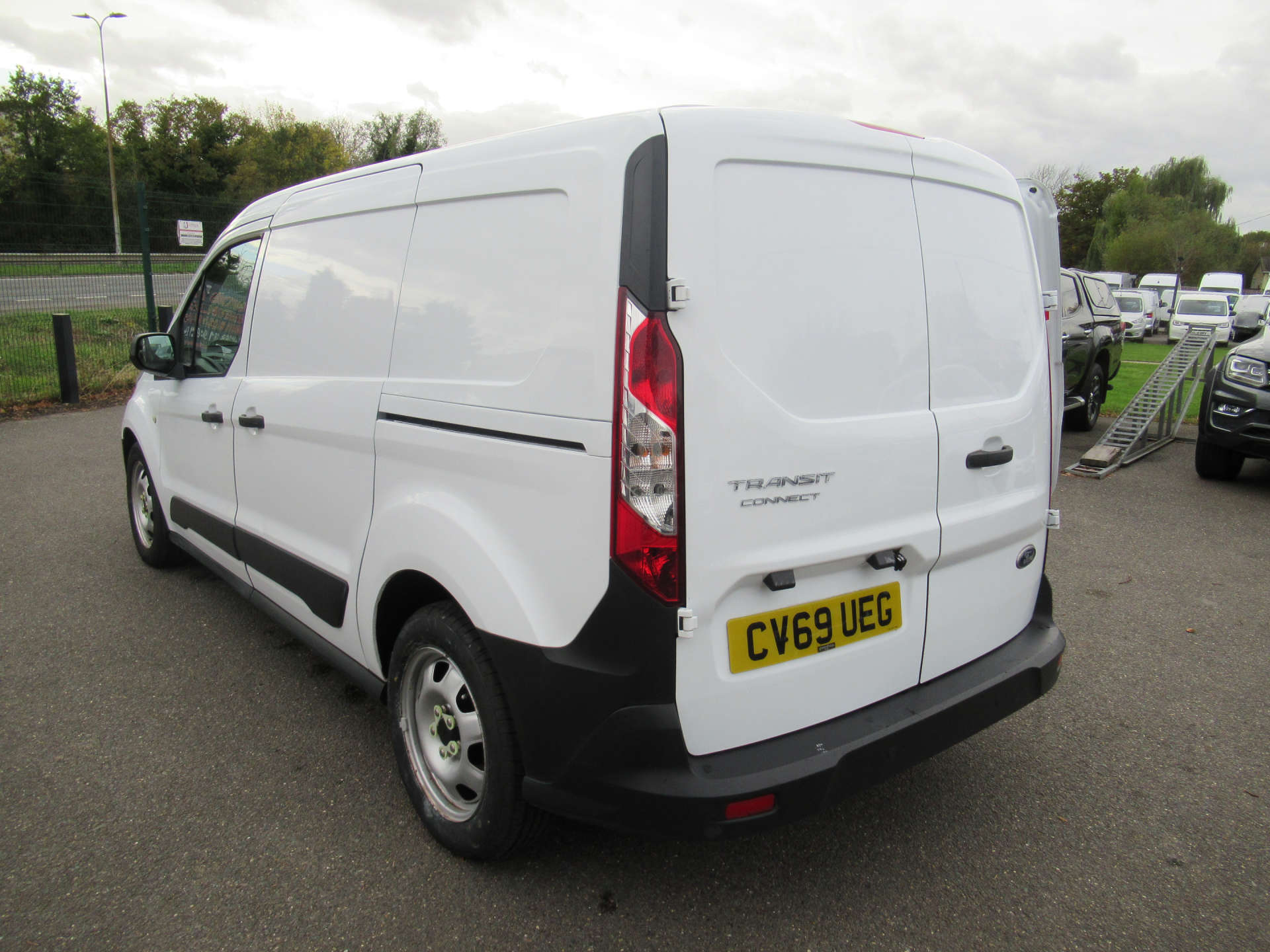 FORD TRANSIT CONNECT 1.5 Transit Connect 230 Base TDCi 5 seater crew van #9