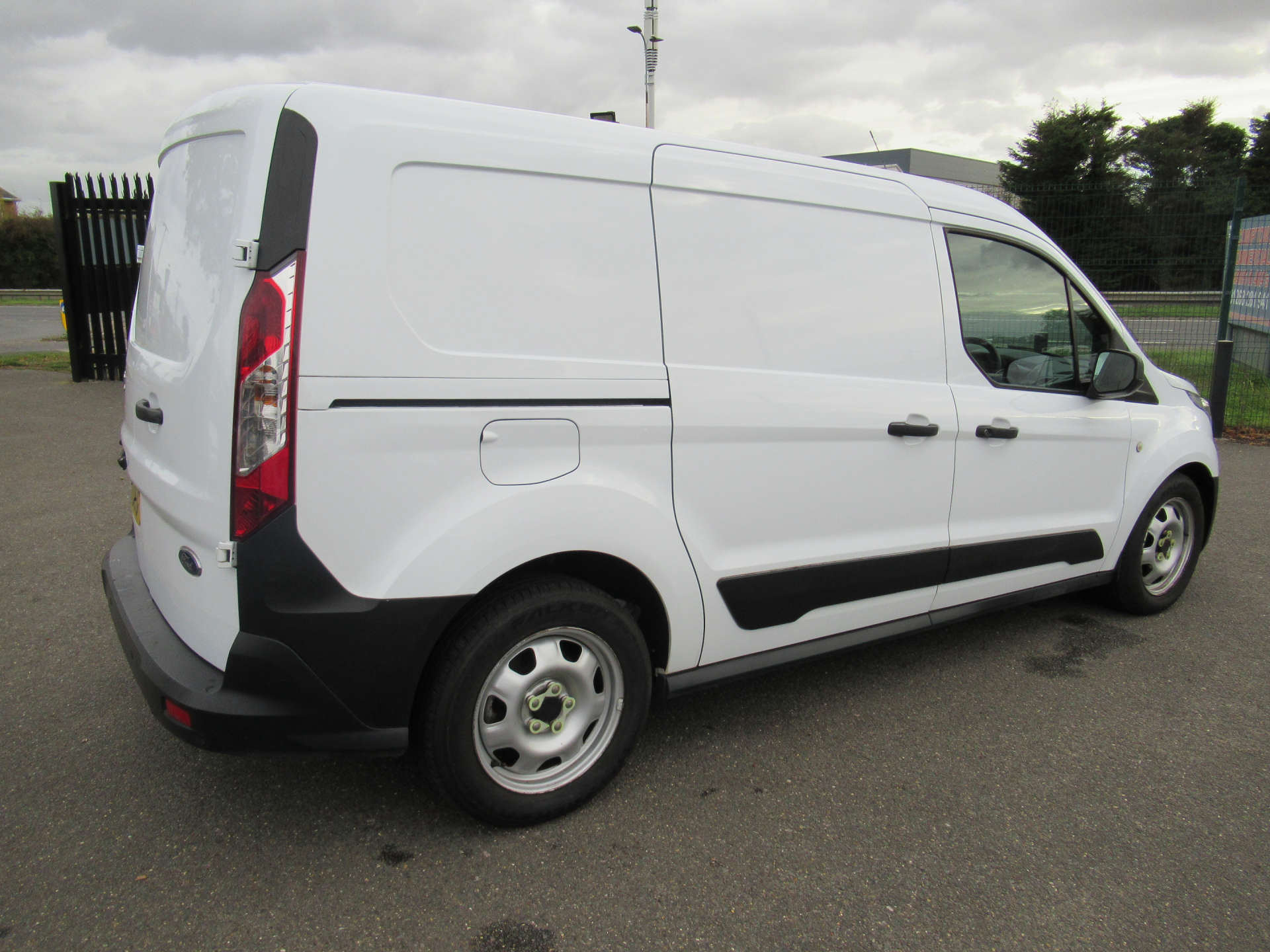 FORD TRANSIT CONNECT 1.5 Transit Connect 230 Base TDCi 5 seater crew van #13