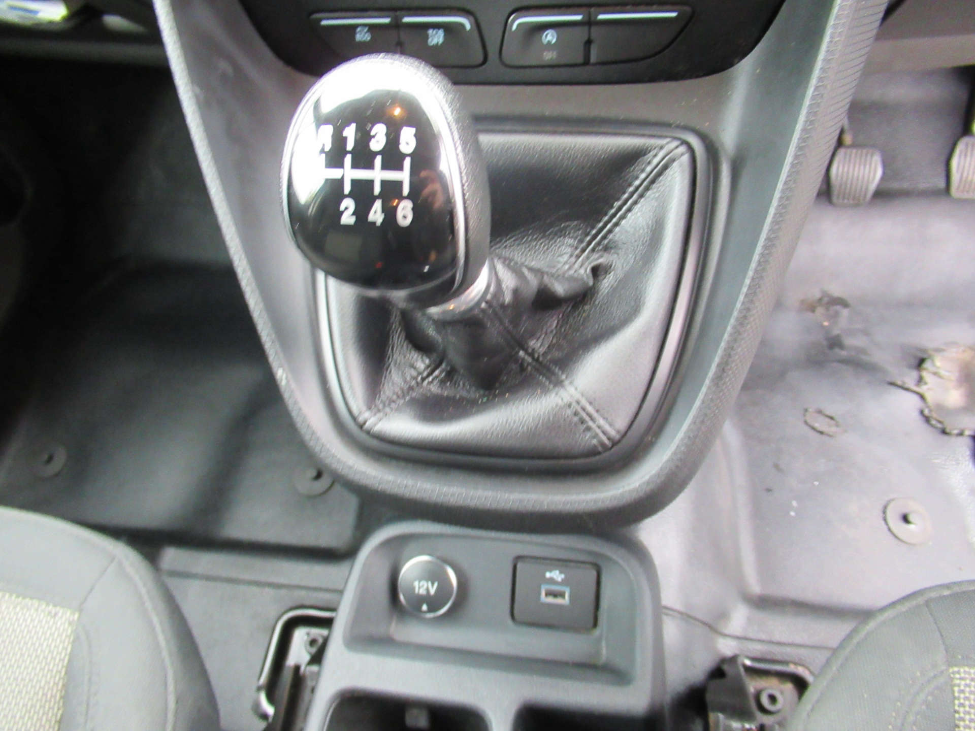 FORD TRANSIT CONNECT 1.5 Transit Connect 230 Base TDCi 5 seater crew van #19