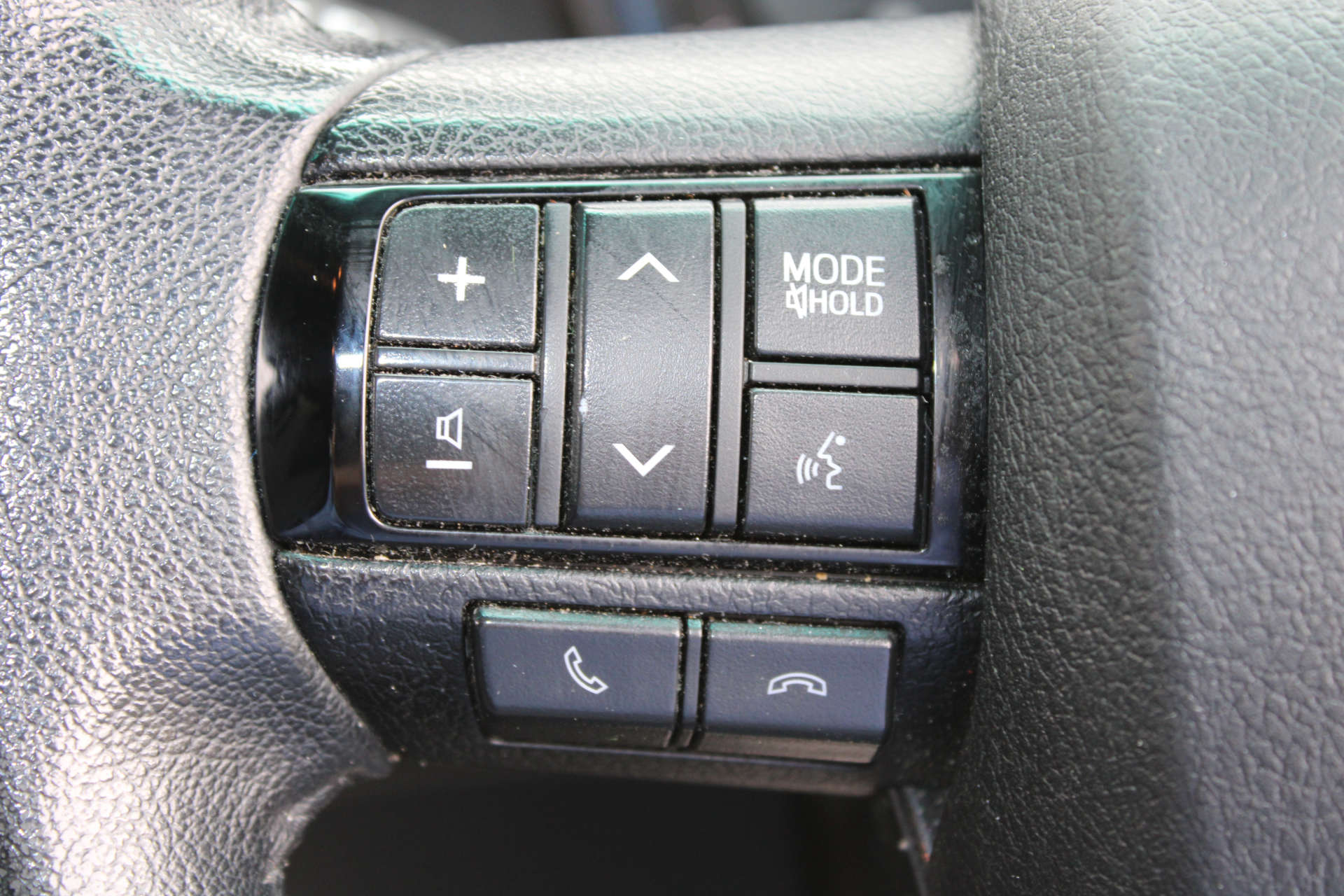 TOYOTA HILUX 2.8 HI-Luxury Invincible X D-4D 4WD Double Cab Auto 4WD 5dr #22