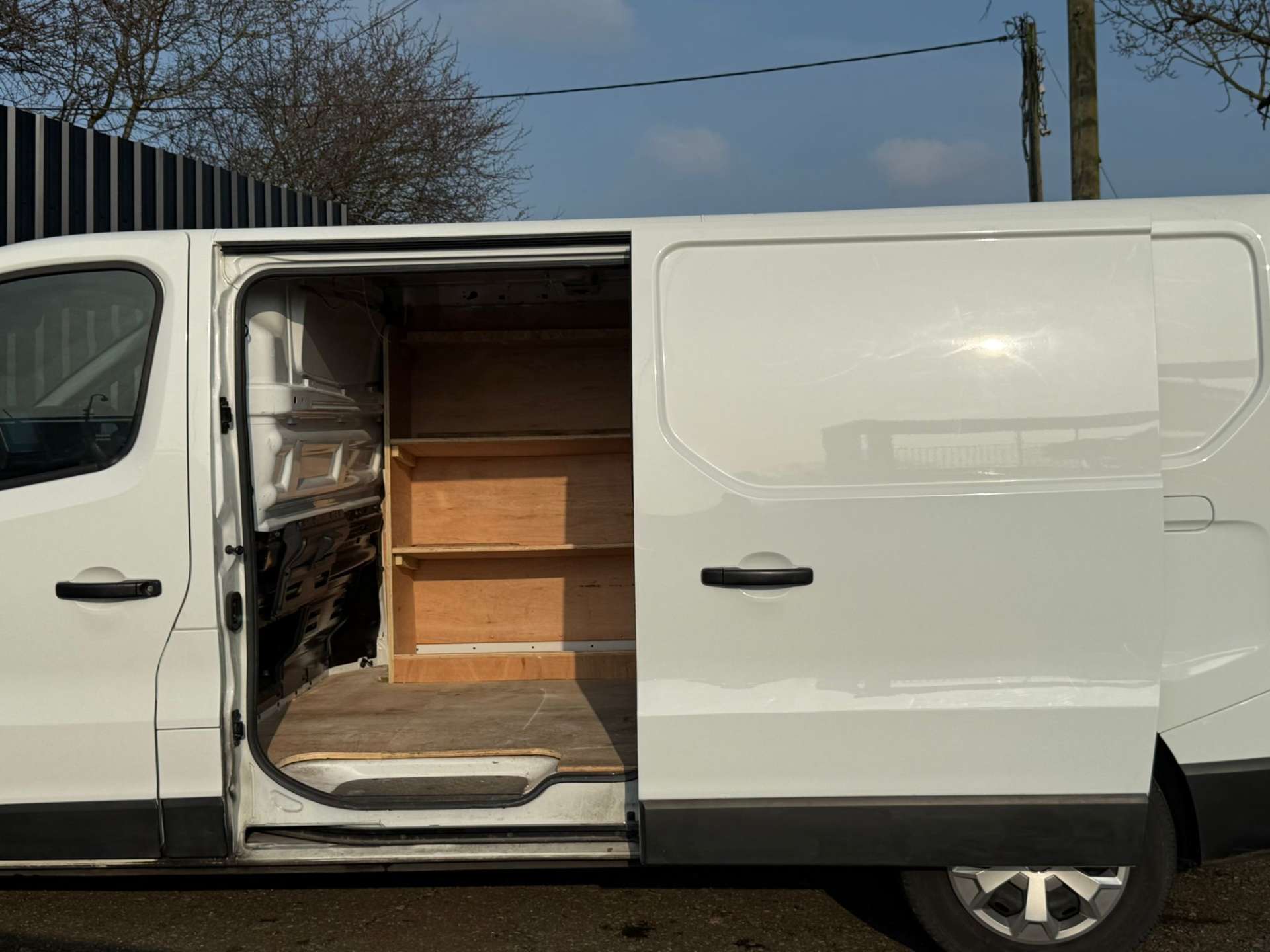 RENAULT TRAFIC 2.0 LL30 Business+ Blue dCi #25