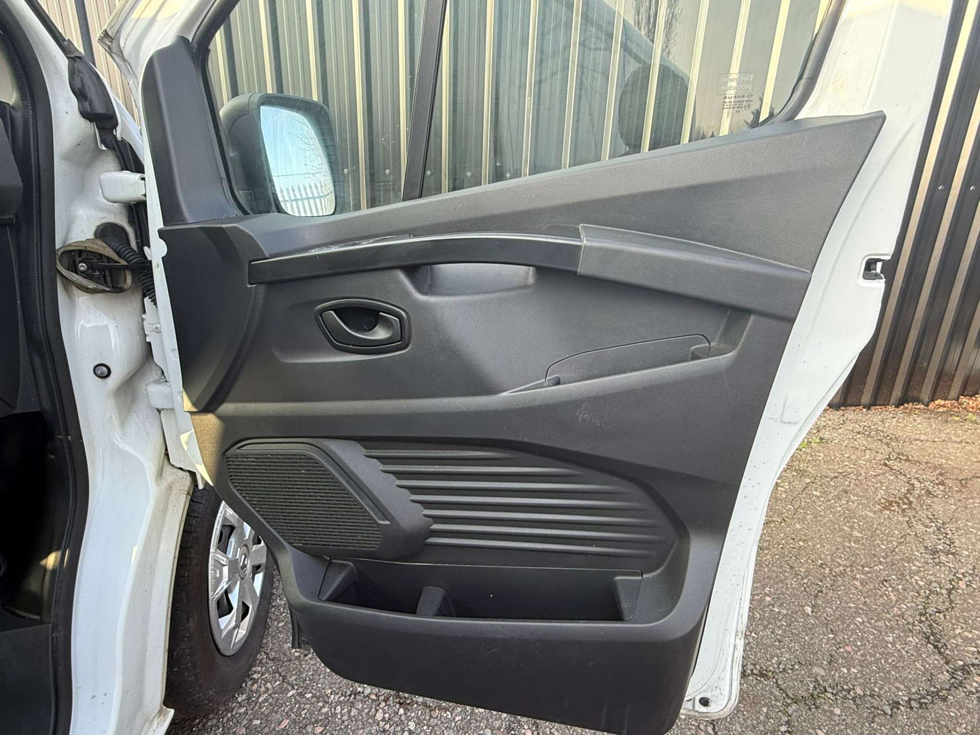 RENAULT TRAFIC 2.0 LL30 Business+ Blue dCi #30