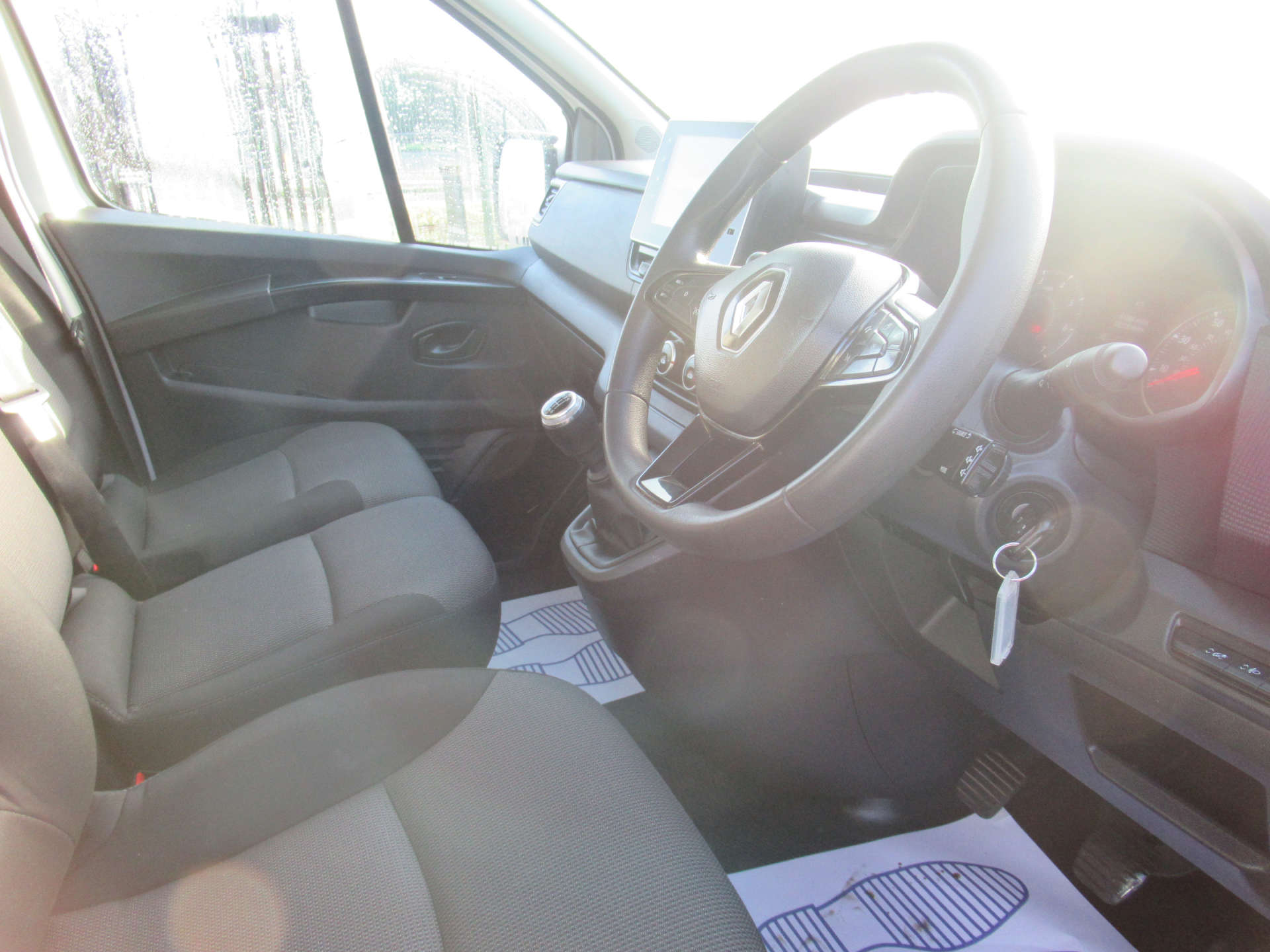 RENAULT TRAFIC 2.0 Trafic LL30 Business+ Blue dCi #15