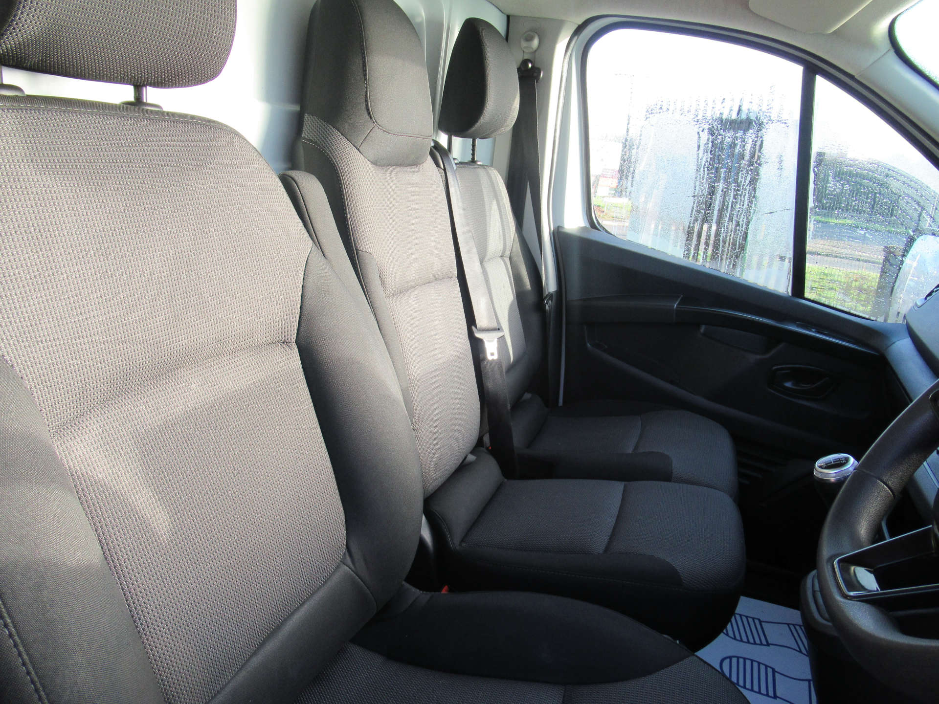 RENAULT TRAFIC 2.0 Trafic LL30 Business+ Blue dCi #16