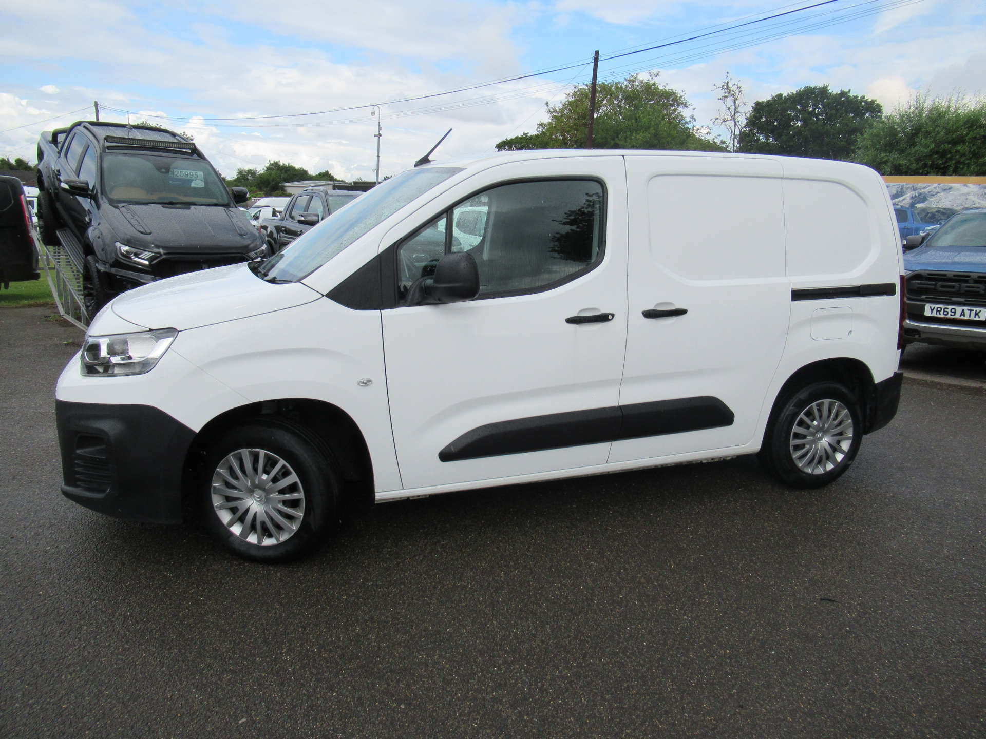 CITROEN BERLINGO 1.5 Berlingo 650 Enterprise Blue HDi #2