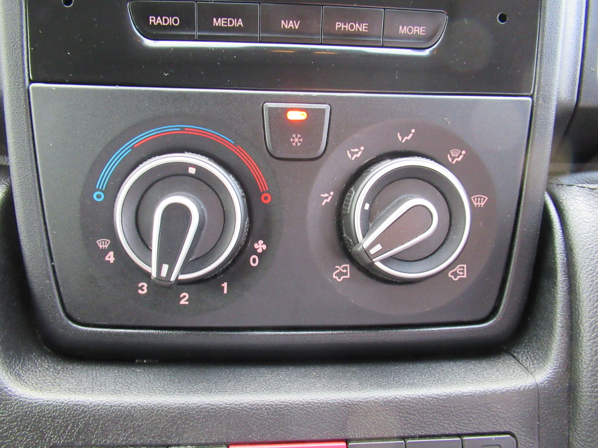 PEUGEOT BOXER 2.2 Boxer 435 Professional L4H2 Blue HDi #18