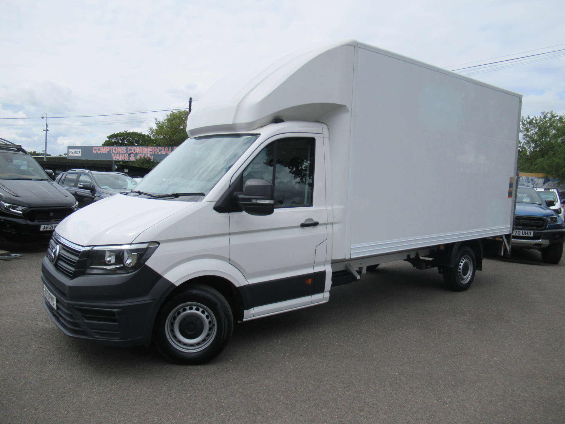 VOLKSWAGEN CRAFTER 2.0 TDI CR35 Startline Luton 2dr Diesel Manual LWB Euro 6 (s/s) (ETG) (140 ps) #1