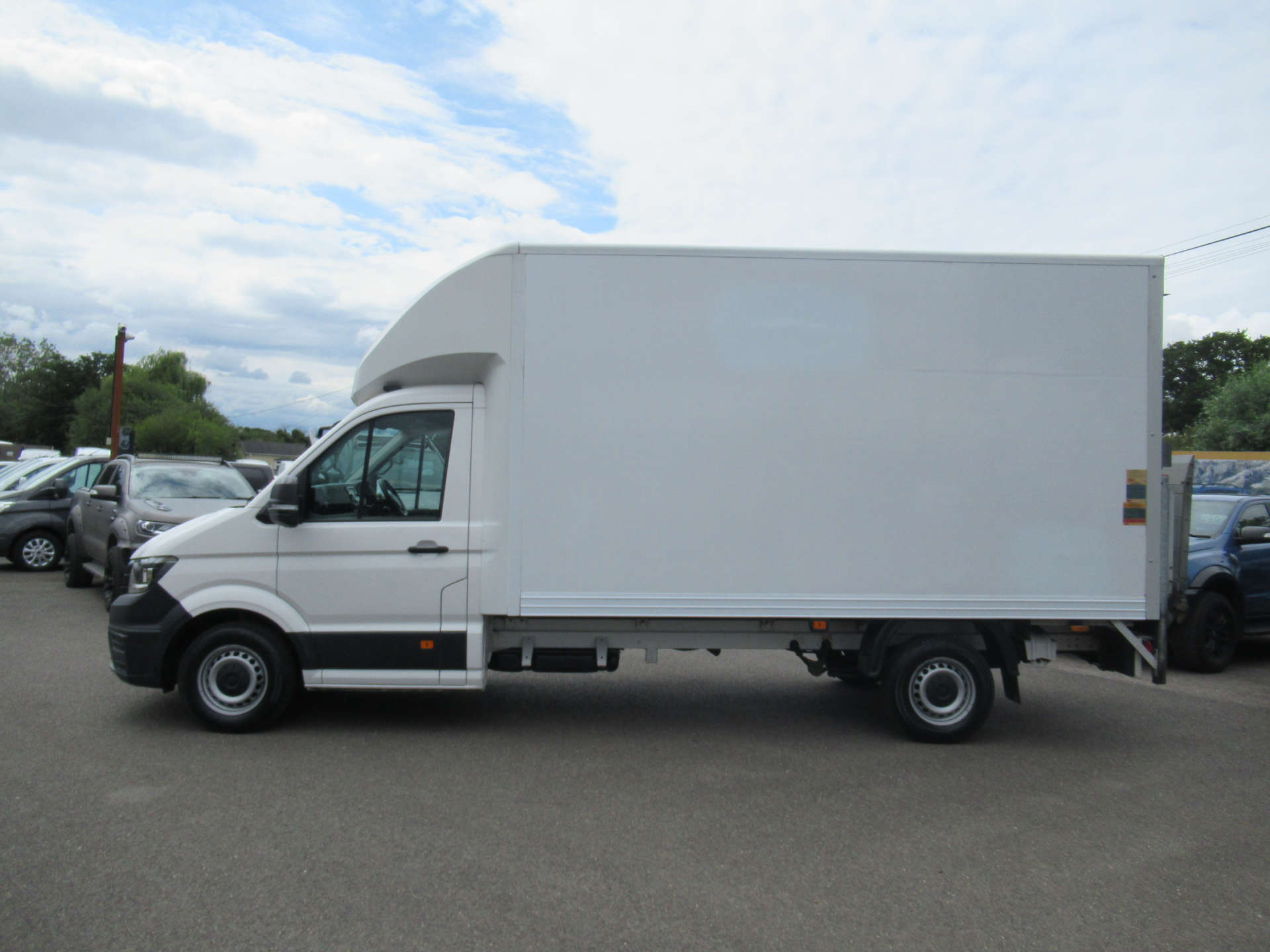 VOLKSWAGEN CRAFTER 2.0 TDI CR35 Startline Luton 2dr Diesel Manual LWB Euro 6 (s/s) (ETG) (140 ps) #3
