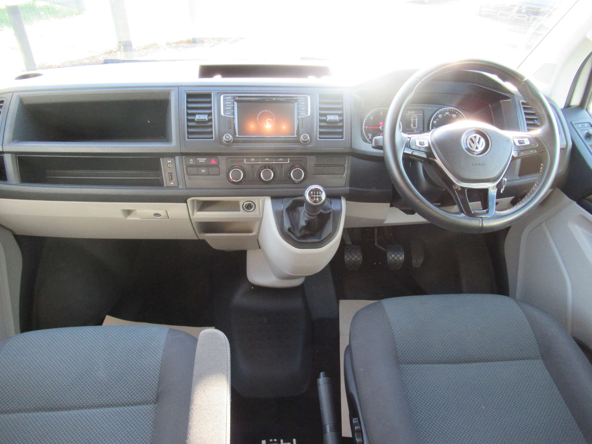 VOLKSWAGEN TRANSPORTER 2.0 Transporter T28 Highline TDI BlueMotion Technology camper van #9