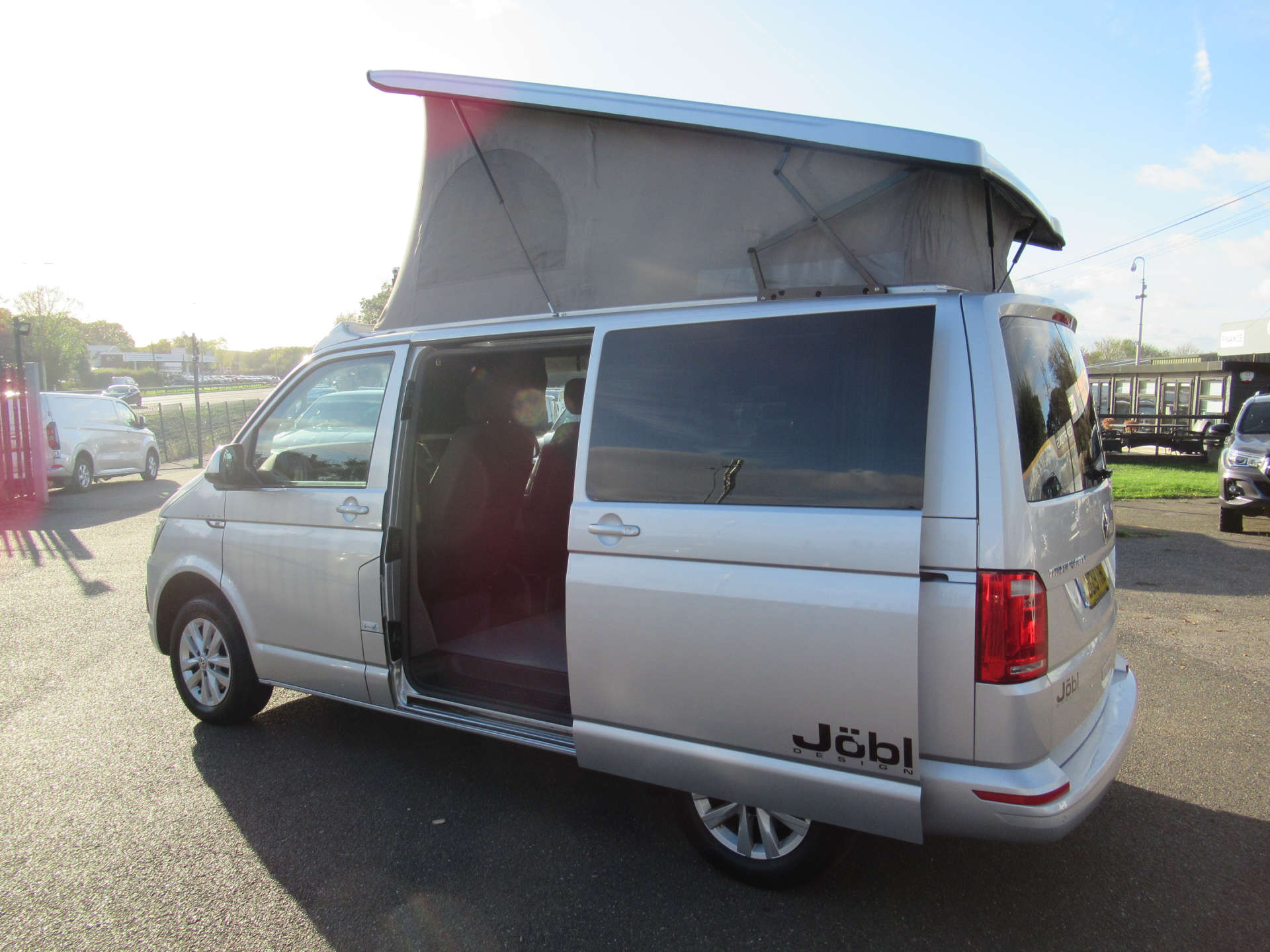 VOLKSWAGEN TRANSPORTER 2.0 Transporter T28 Highline TDI BlueMotion Technology camper van #18