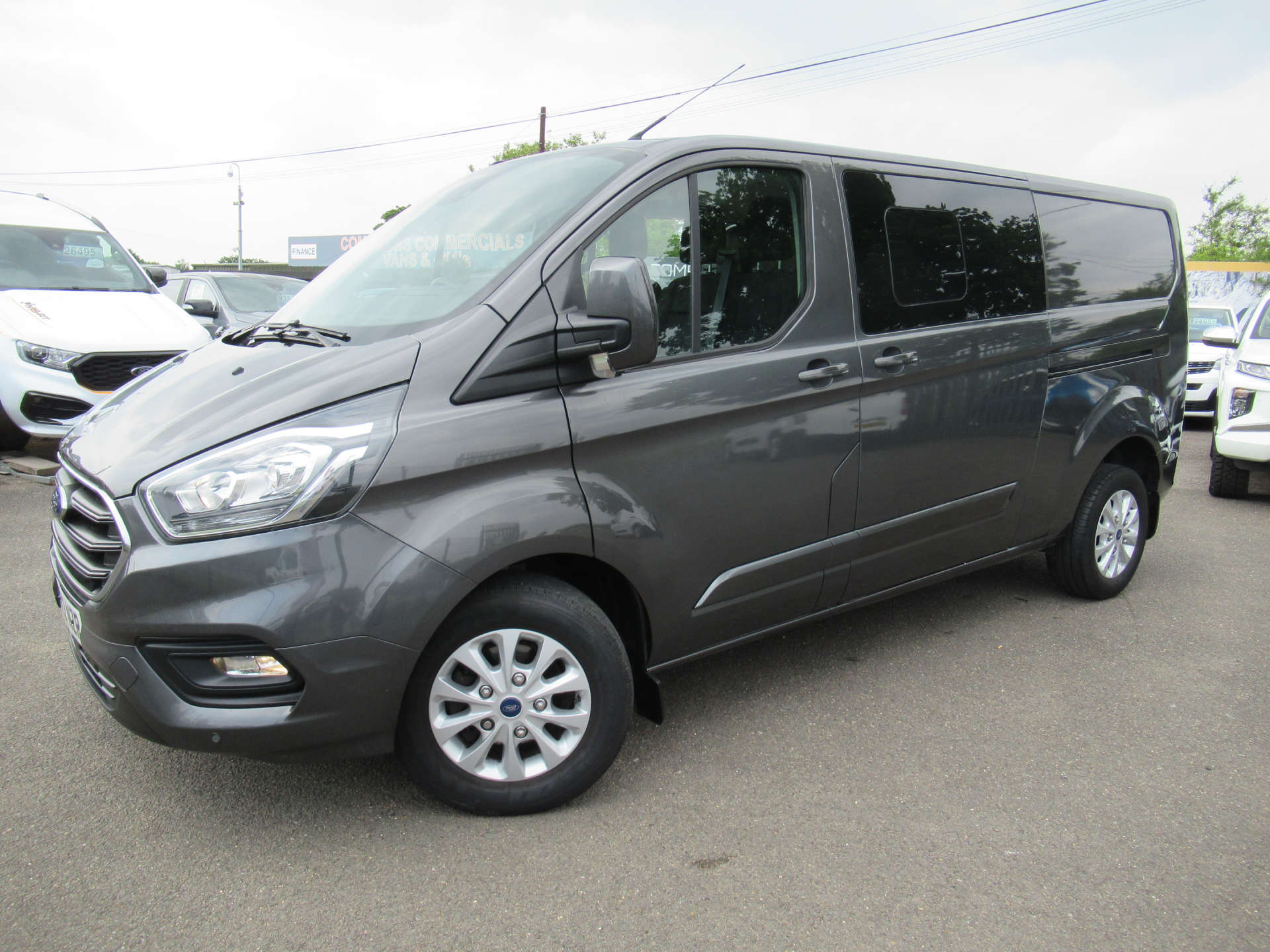 FORD CUSTOM CAB Ford Transit Custom 2.0 320 EcoBlue Limited Crew Van Double Cab 5dr Diesel Manual L2 H1 Euro 6 (s/s) (6 Seat) (130 ps) #1