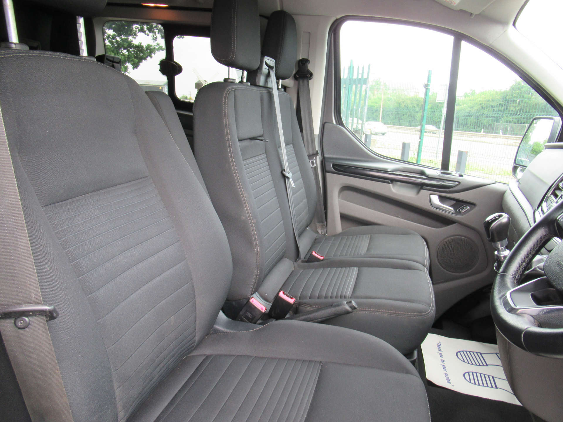 FORD CUSTOM CAB Ford Transit Custom 2.0 320 EcoBlue Limited Crew Van Double Cab 5dr Diesel Manual L2 H1 Euro 6 (s/s) (6 Seat) (130 ps) #18