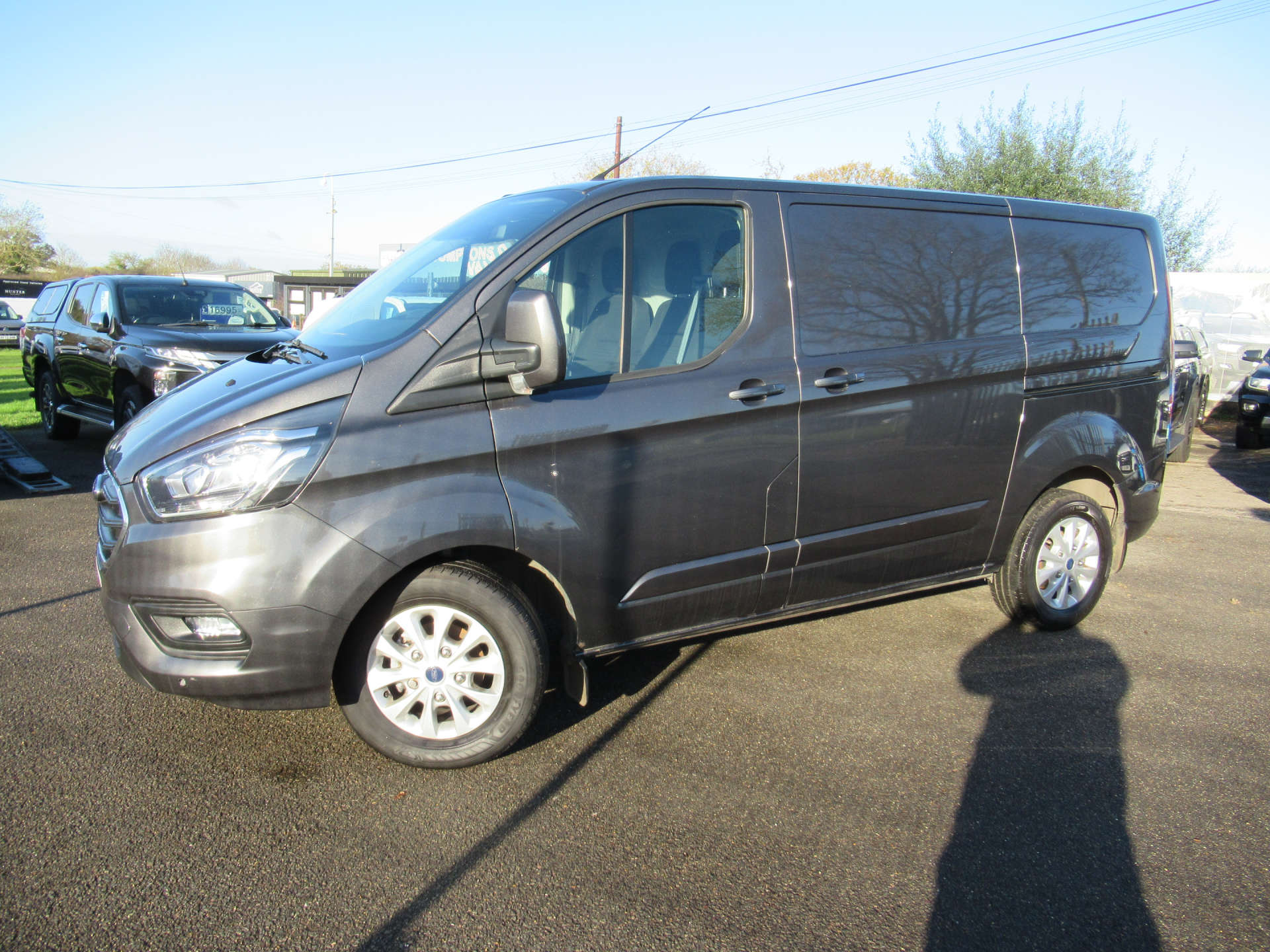 FORD TRANSIT CUSTOM 2.0 Transit Custom 300 Limited EcoBlue 5dr #1