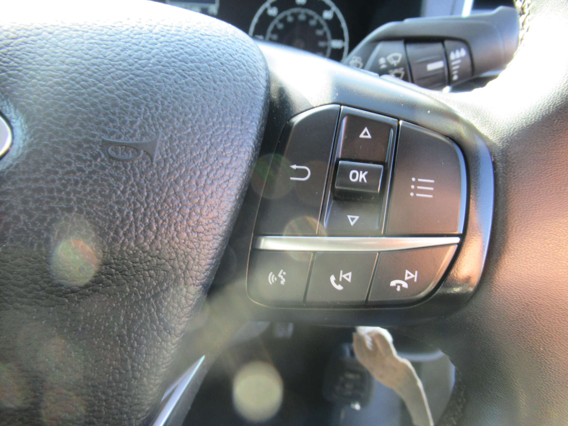 FORD TRANSIT CUSTOM 2.0 Transit Custom 300 Limited EcoBlue 5dr #23