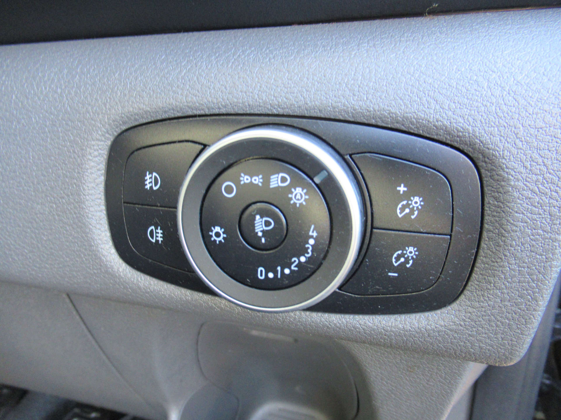 FORD TRANSIT CUSTOM 2.0 Transit Custom 300 Limited EcoBlue 5dr #24