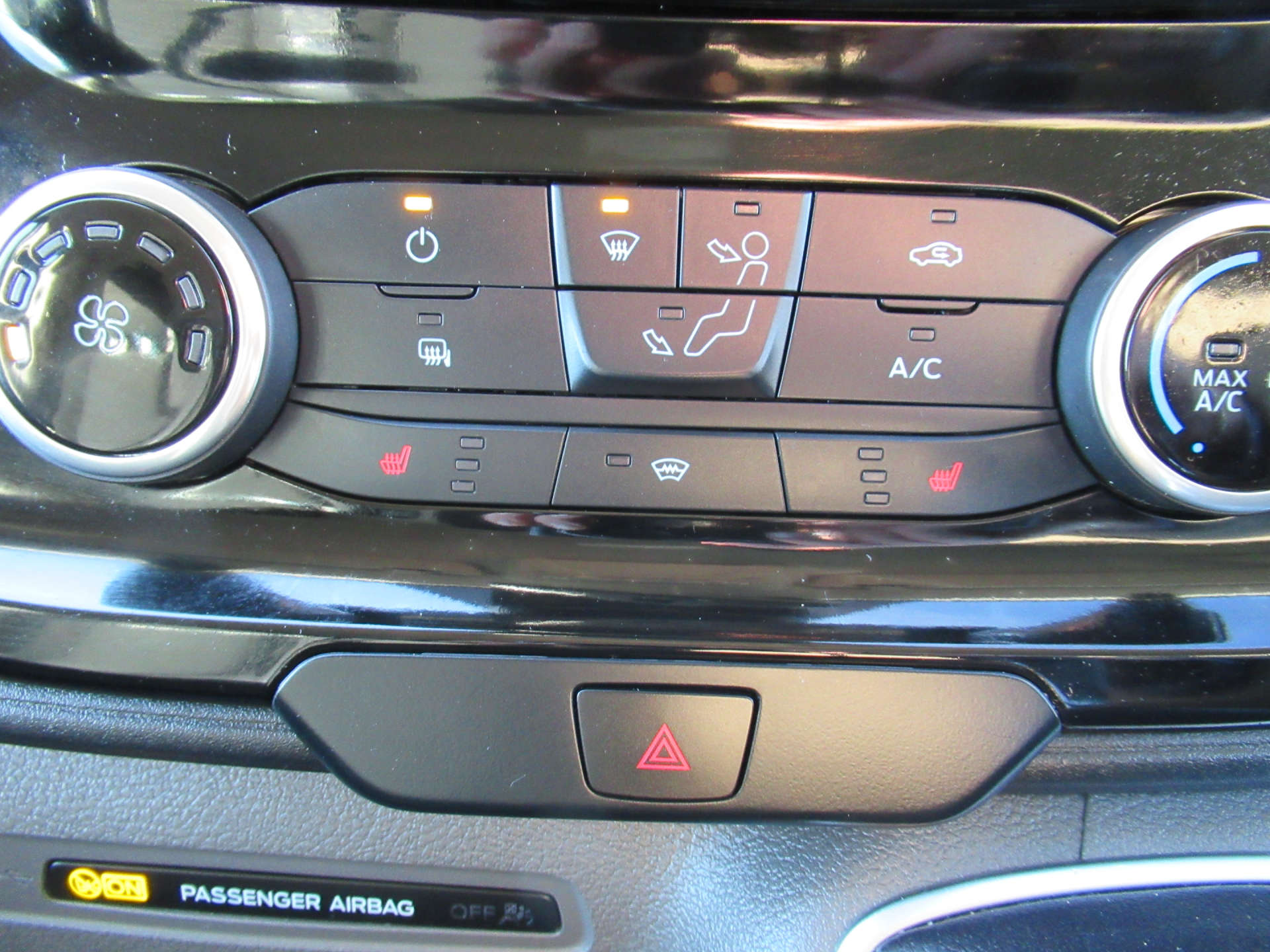 FORD TRANSIT CUSTOM 2.0 Transit Custom 300 Limited EcoBlue 5dr #30