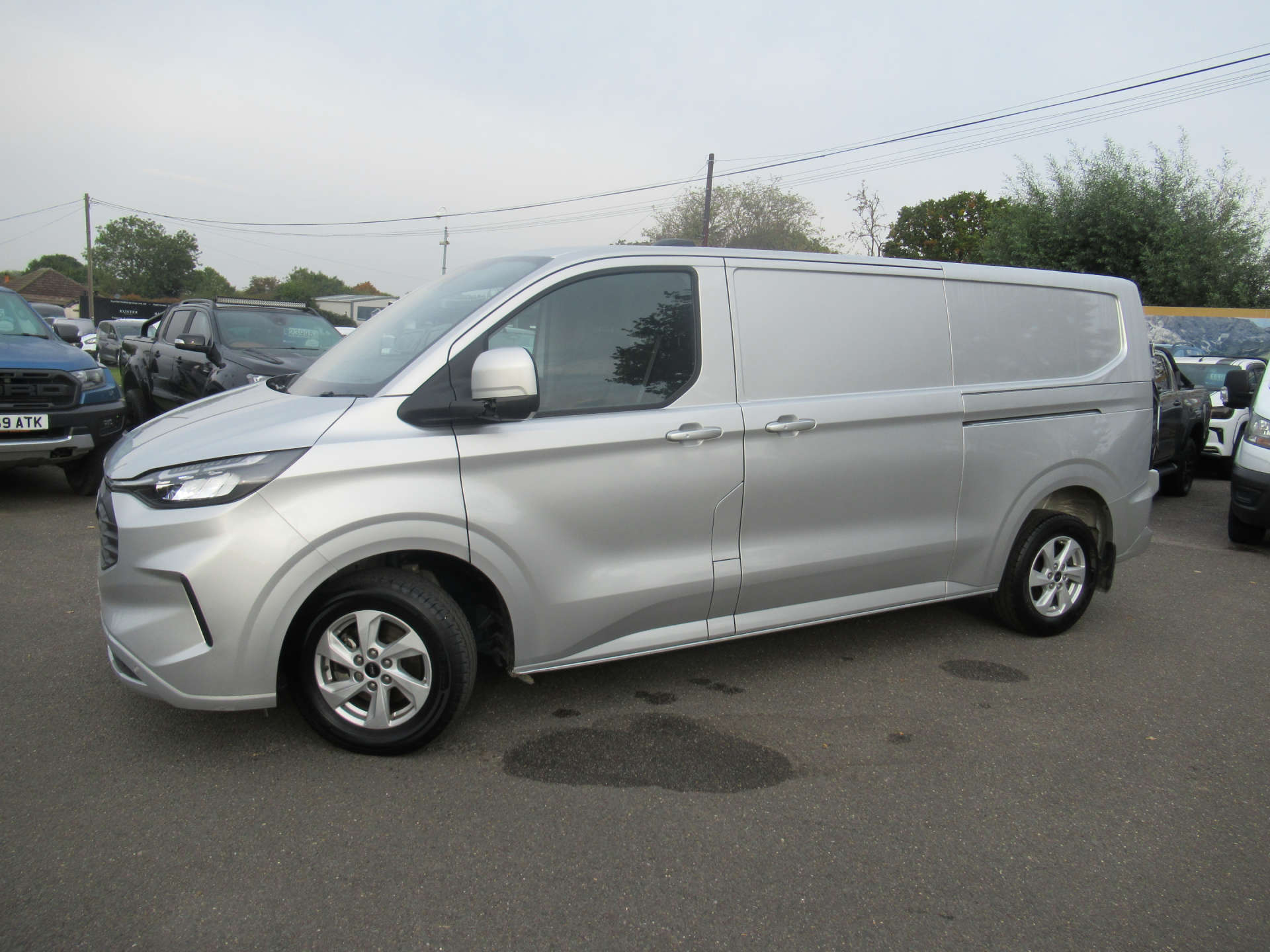 FORD TRANSIT CUSTOM 2.0 300 Limited EcoBlue #1
