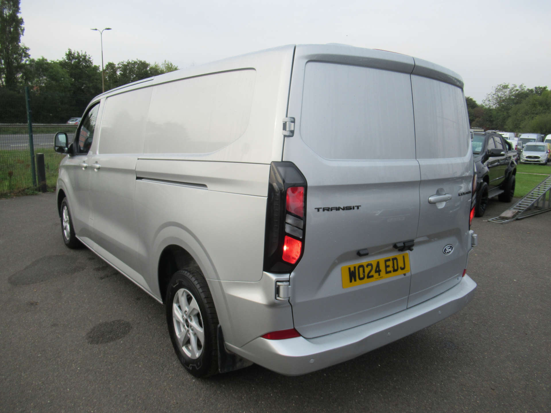 FORD TRANSIT CUSTOM 2.0 300 Limited EcoBlue #8