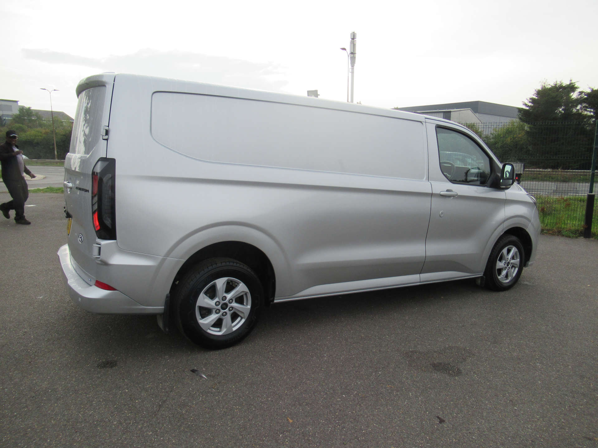 FORD TRANSIT CUSTOM 2.0 300 Limited EcoBlue #12