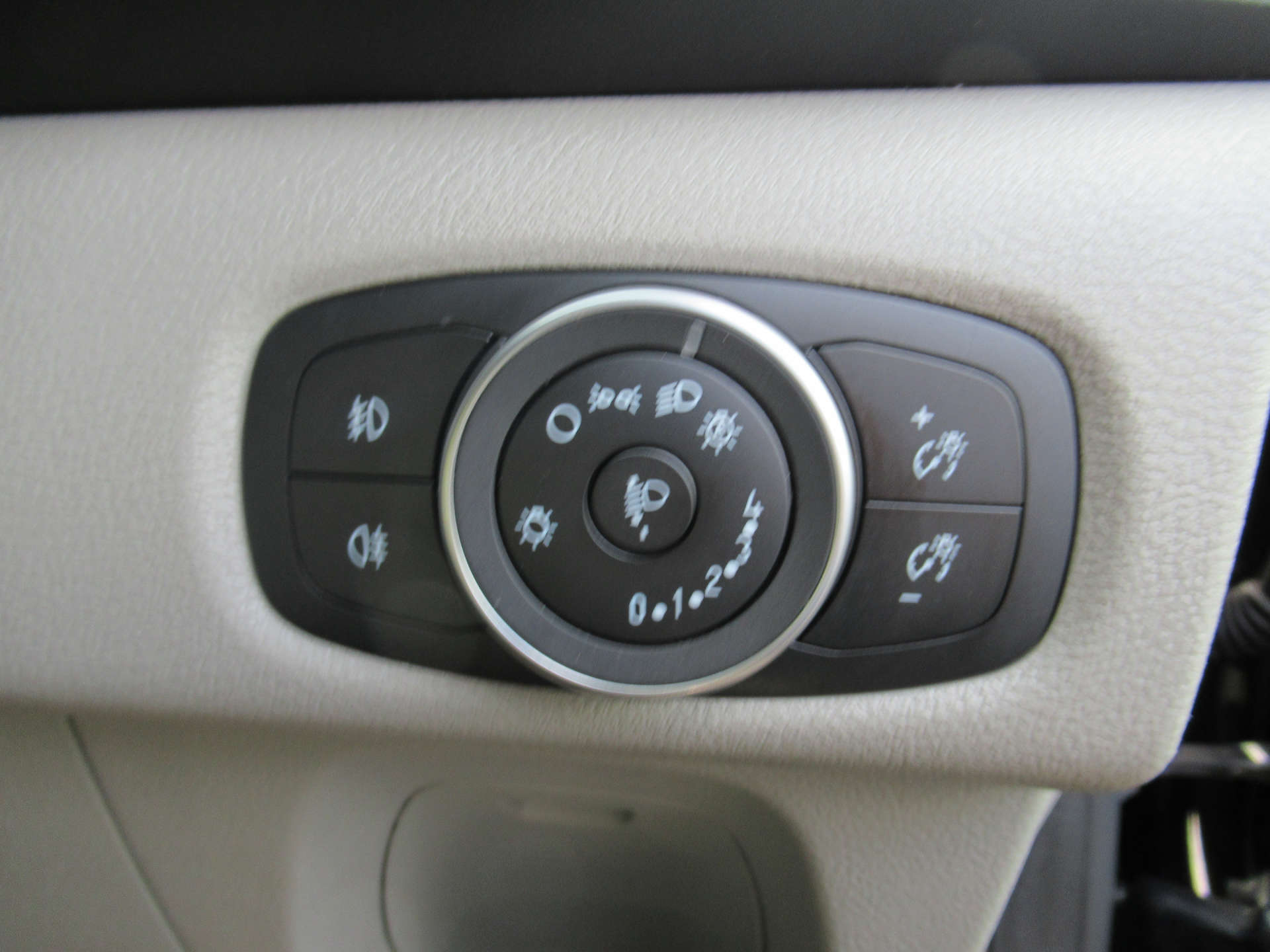 FORD TOURNEO CUSTOM 2.0 Tourneo Custom 320 Titanium EcoBlue 4dr #30