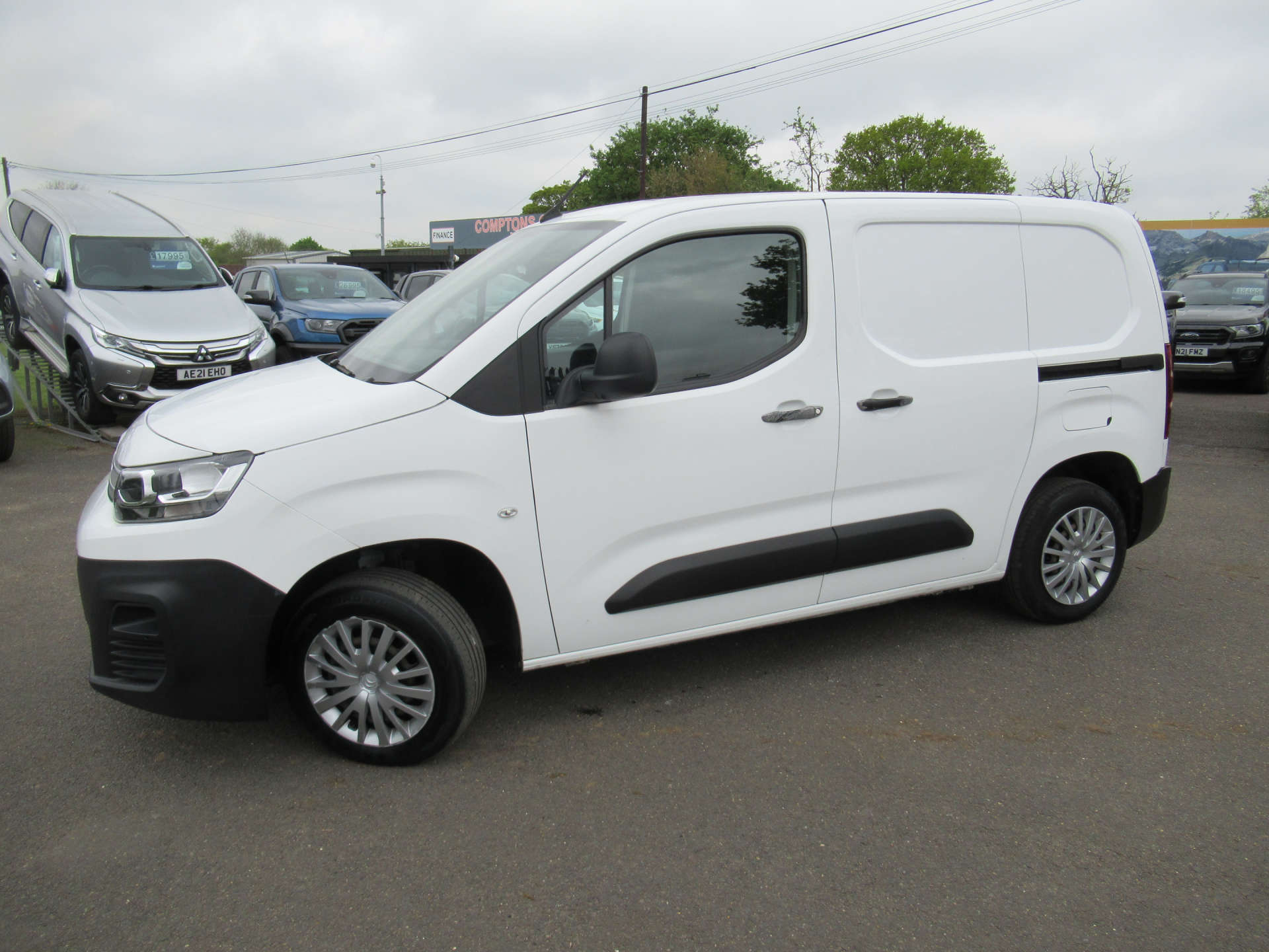 CITROEN BERLINGO 1.5 Berlingo 650 Enterprise Blue HDi #2