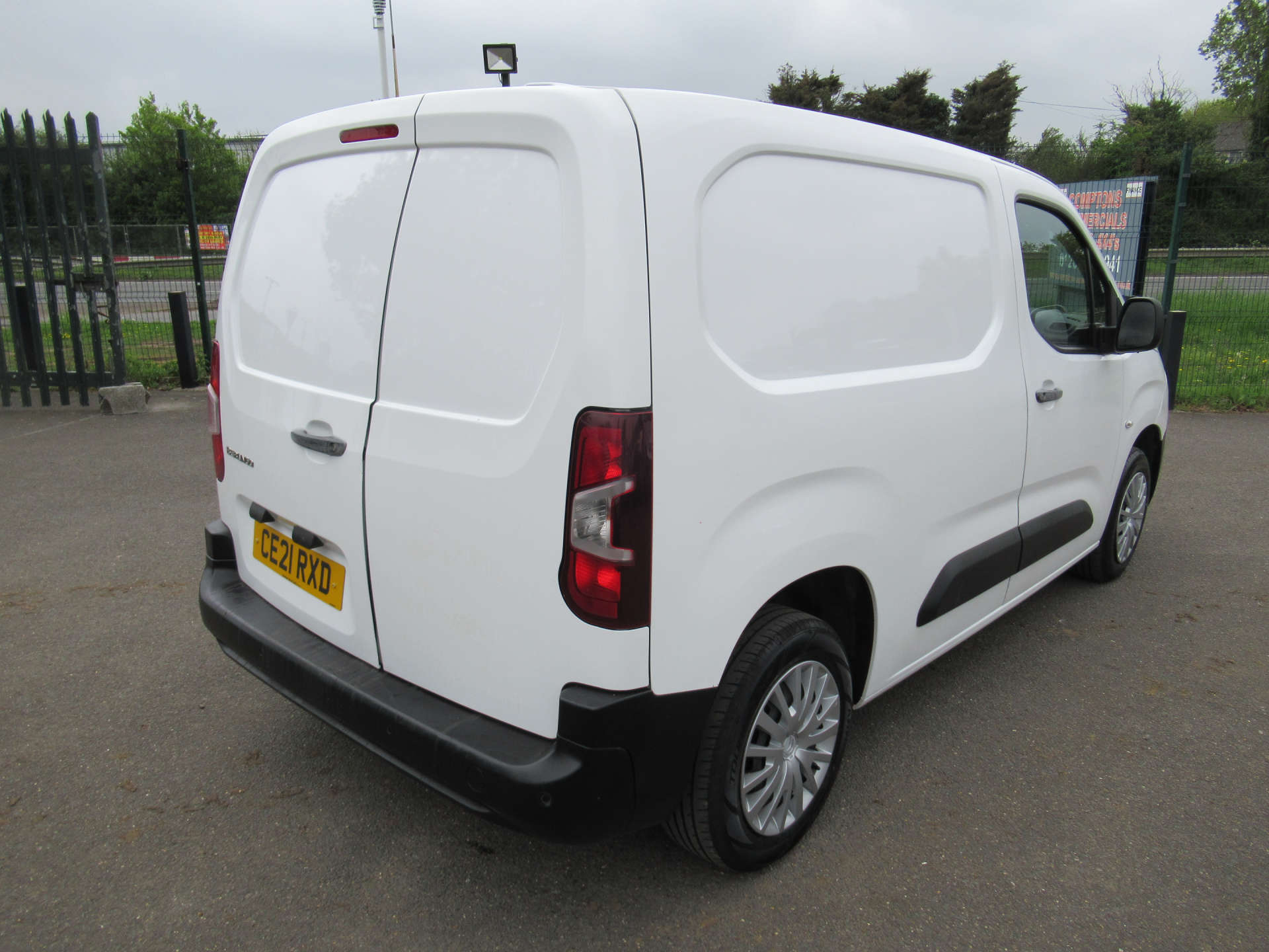 CITROEN BERLINGO 1.5 Berlingo 650 Enterprise Blue HDi #12