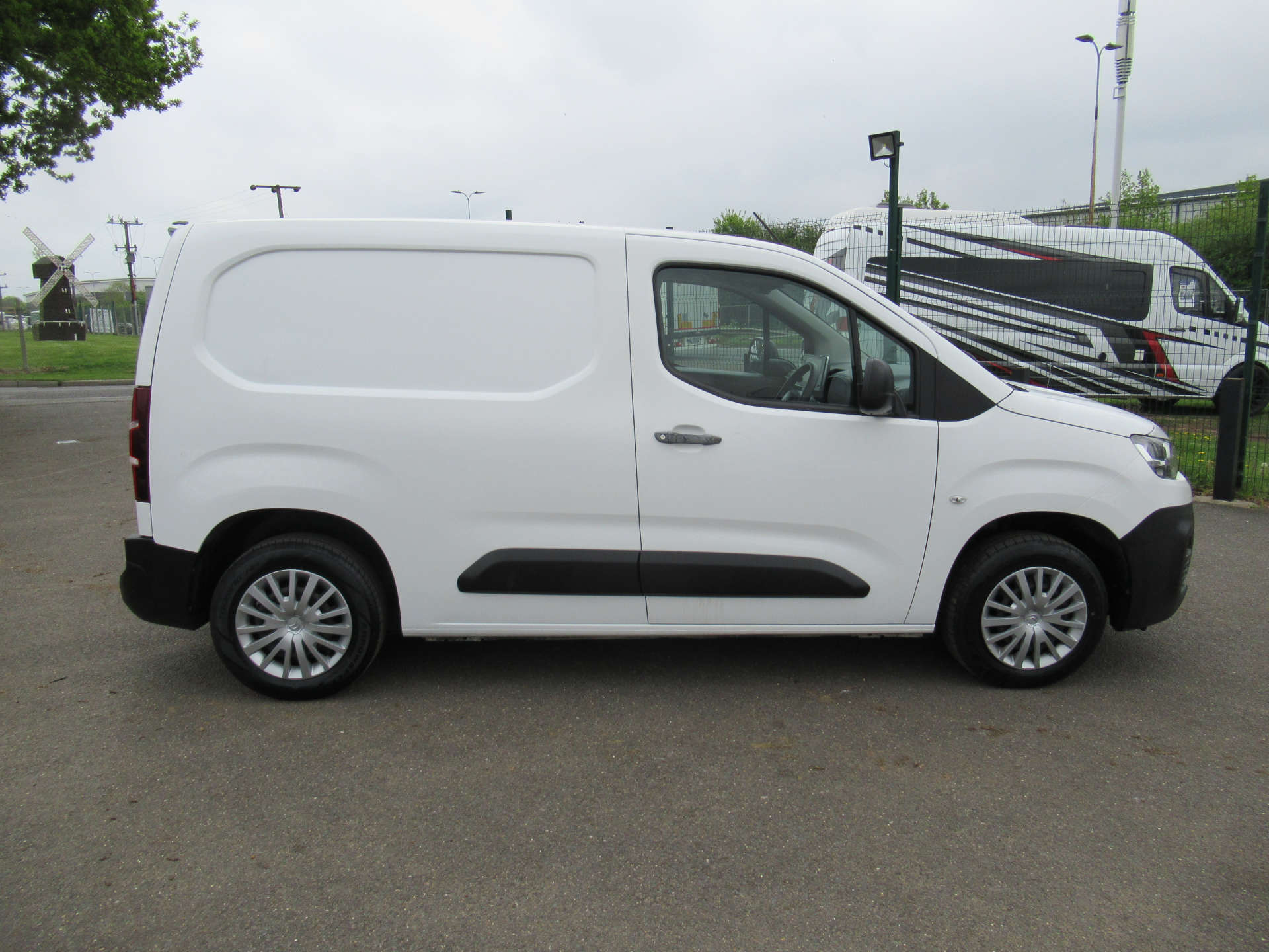 CITROEN BERLINGO 1.5 Berlingo 650 Enterprise Blue HDi #13