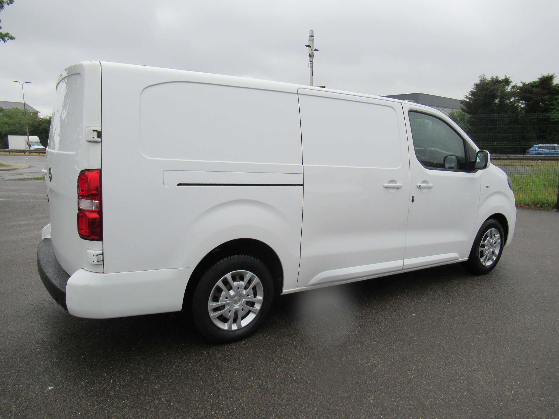 VAUXHALL VIVARO 1.5 Vivaro 2900 Sportive S/S #9