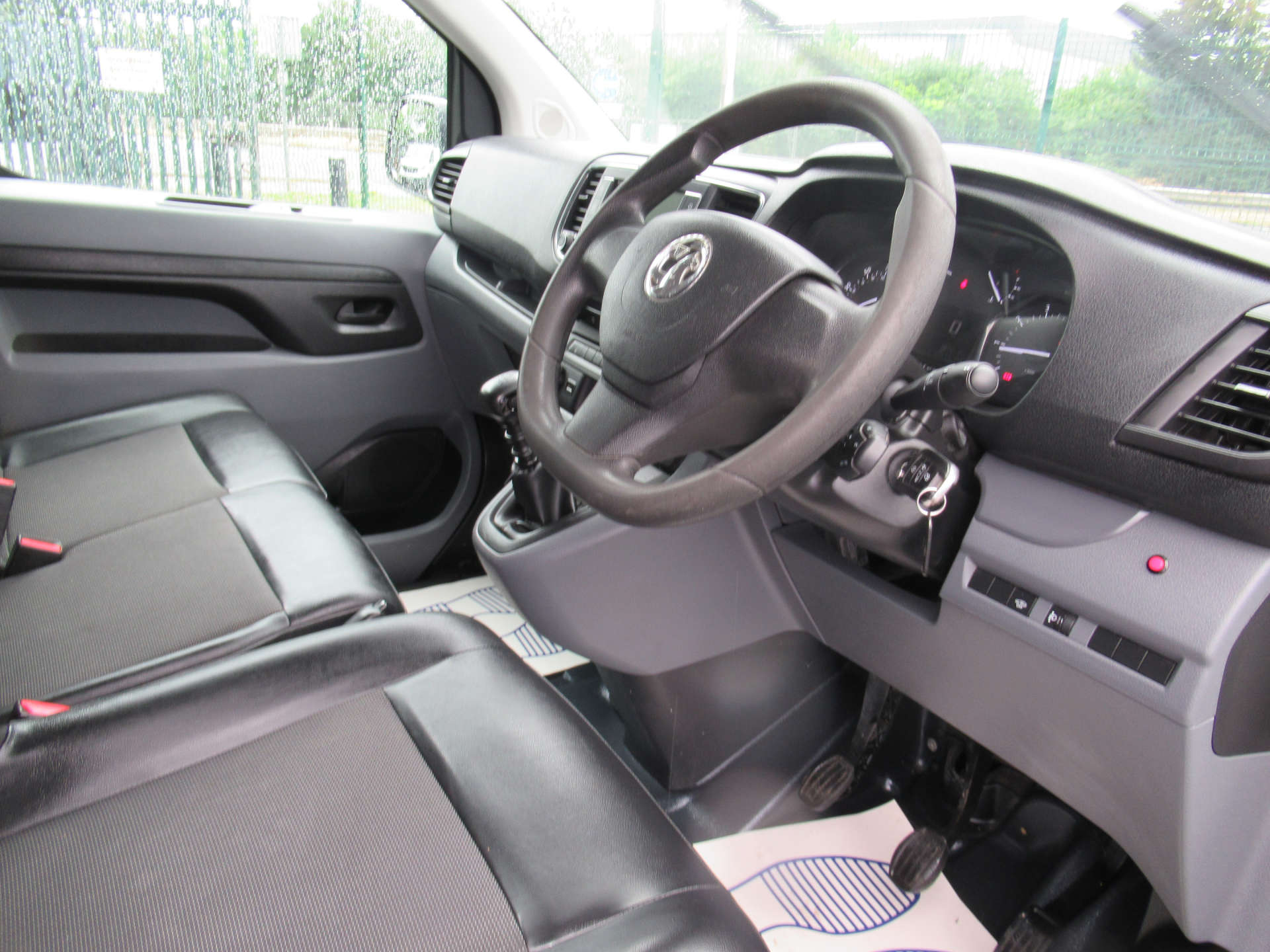 VAUXHALL VIVARO 1.5 Vivaro 2900 Sportive S/S #11