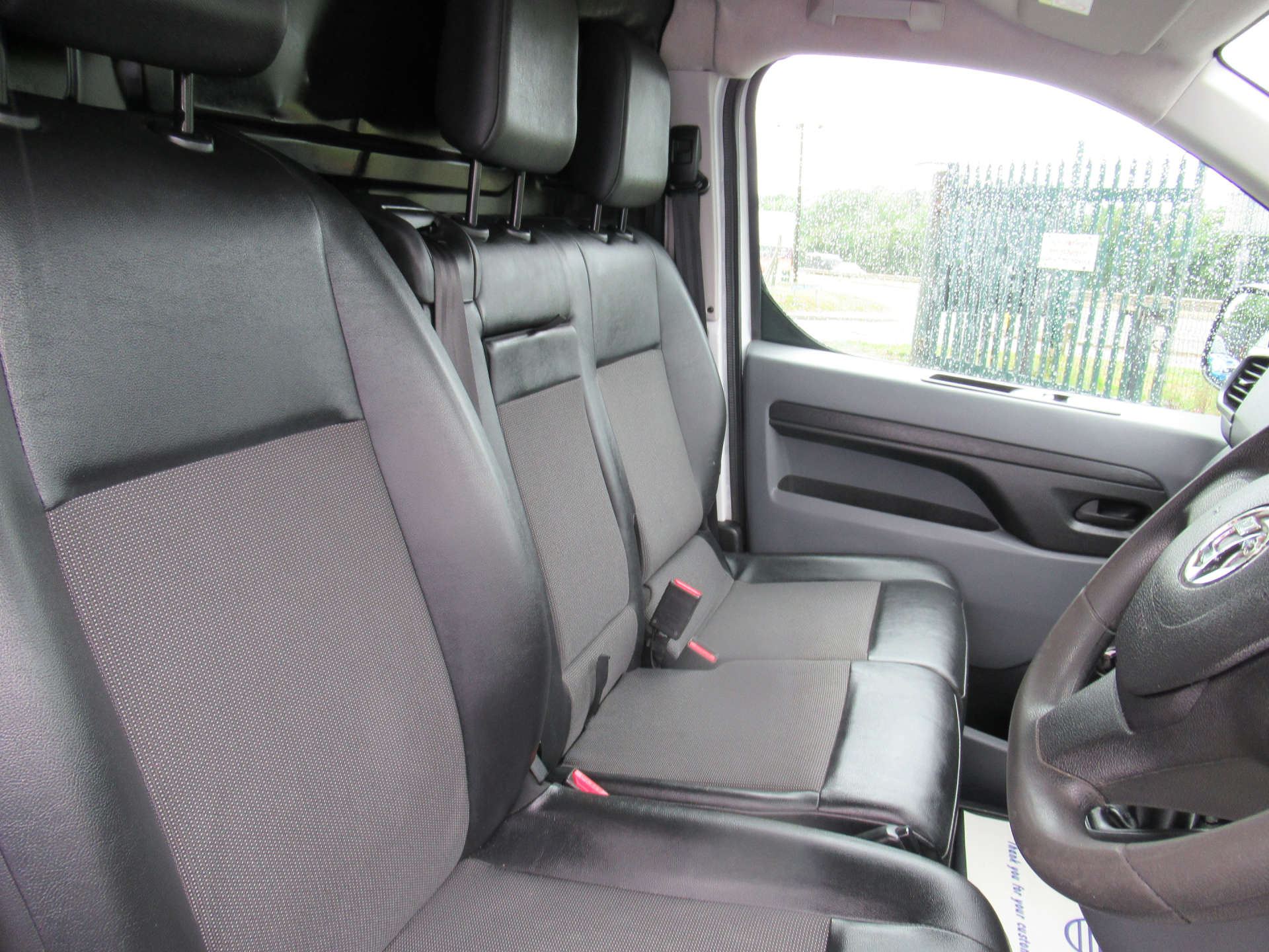VAUXHALL VIVARO 1.5 Vivaro 2900 Sportive S/S #12