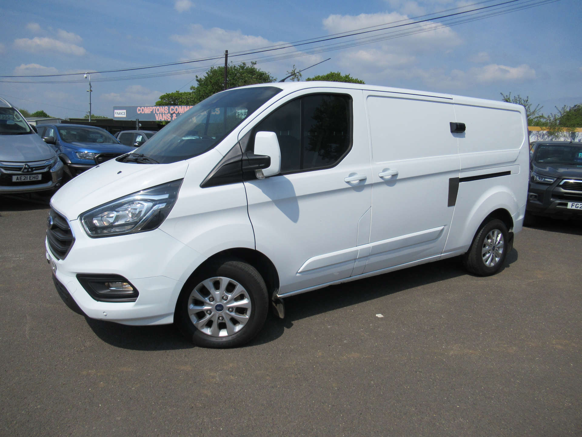 FORD TRANSIT CUSTOM 2.0 Transit Custom 300 Limited EcoBlue Auto #1