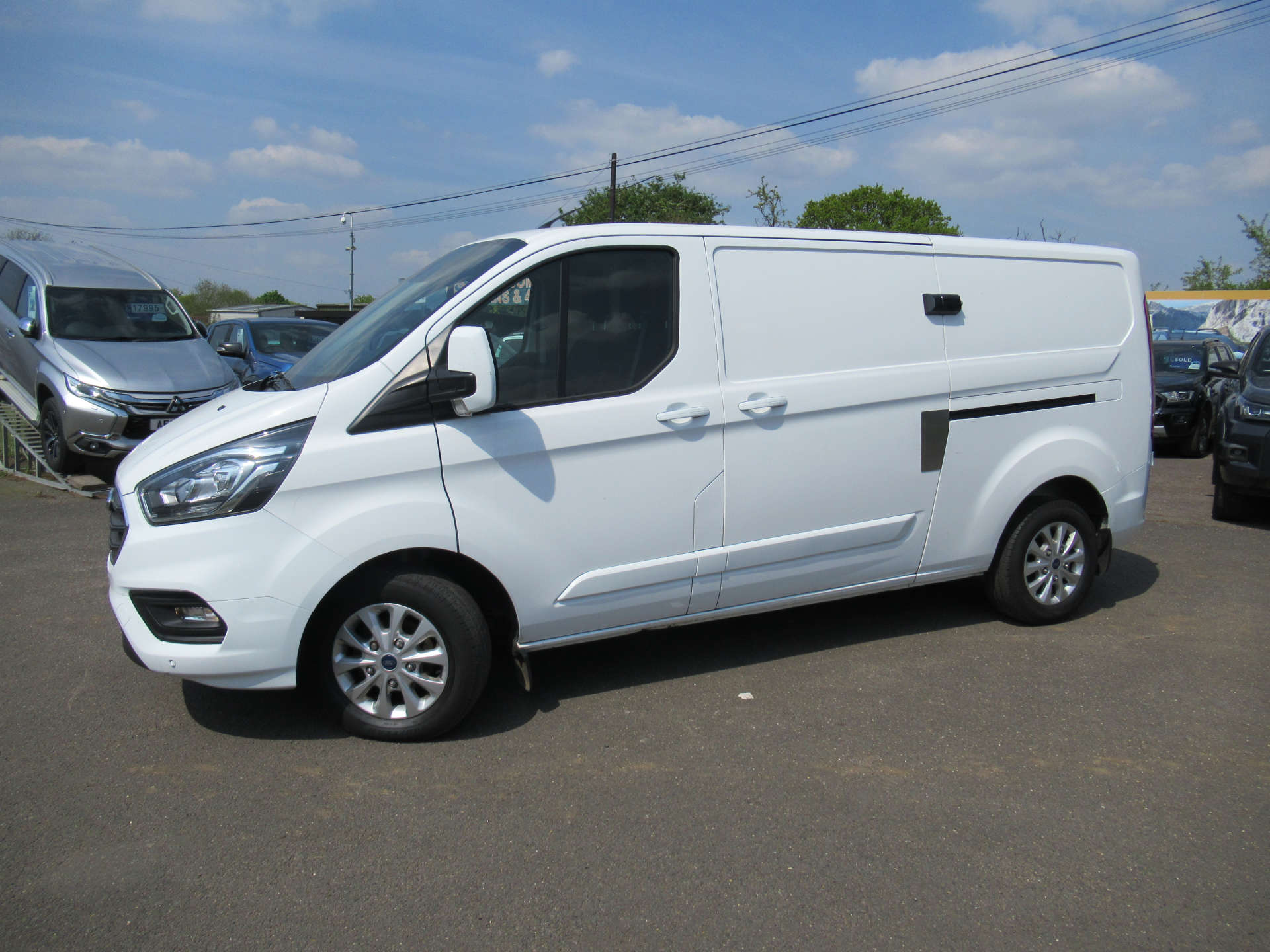 FORD TRANSIT CUSTOM 2.0 Transit Custom 300 Limited EcoBlue Auto #2
