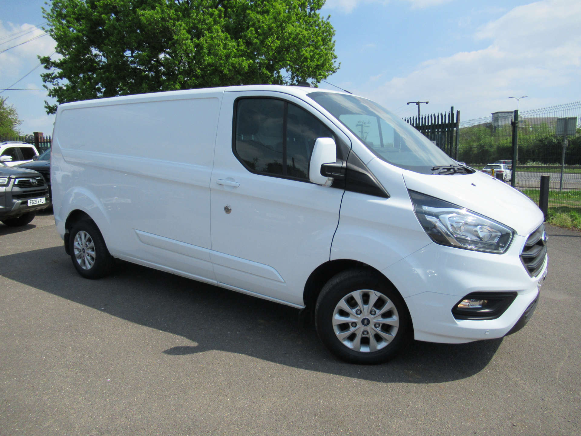 FORD TRANSIT CUSTOM 2.0 Transit Custom 300 Limited EcoBlue Auto #18