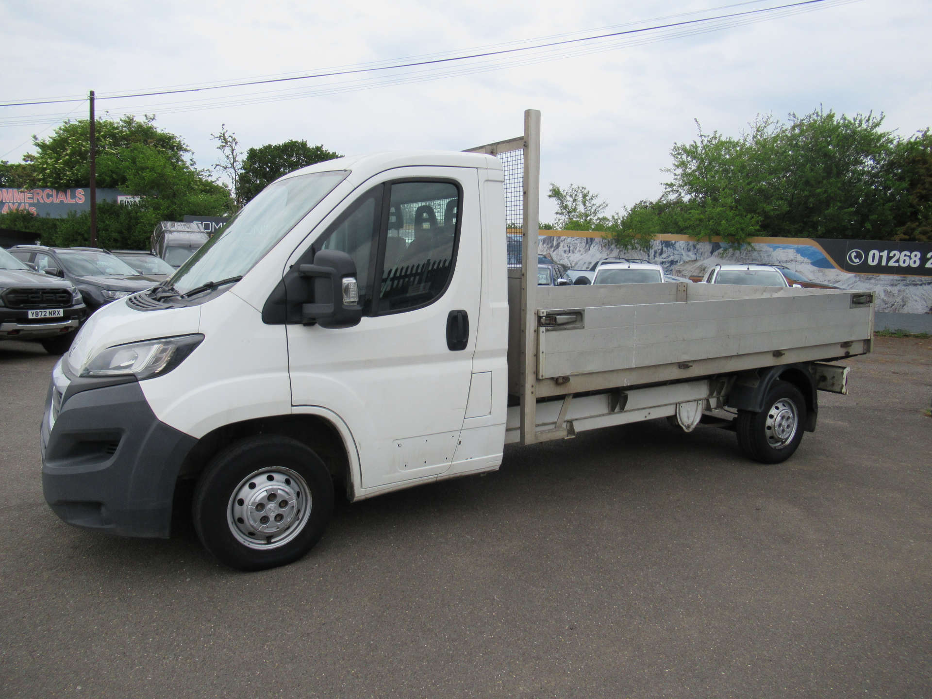 PEUGEOT BOXER 2.2 HDi 335 Dropside 2dr Diesel Manual FWD L3 H1 (130 bhp) #1