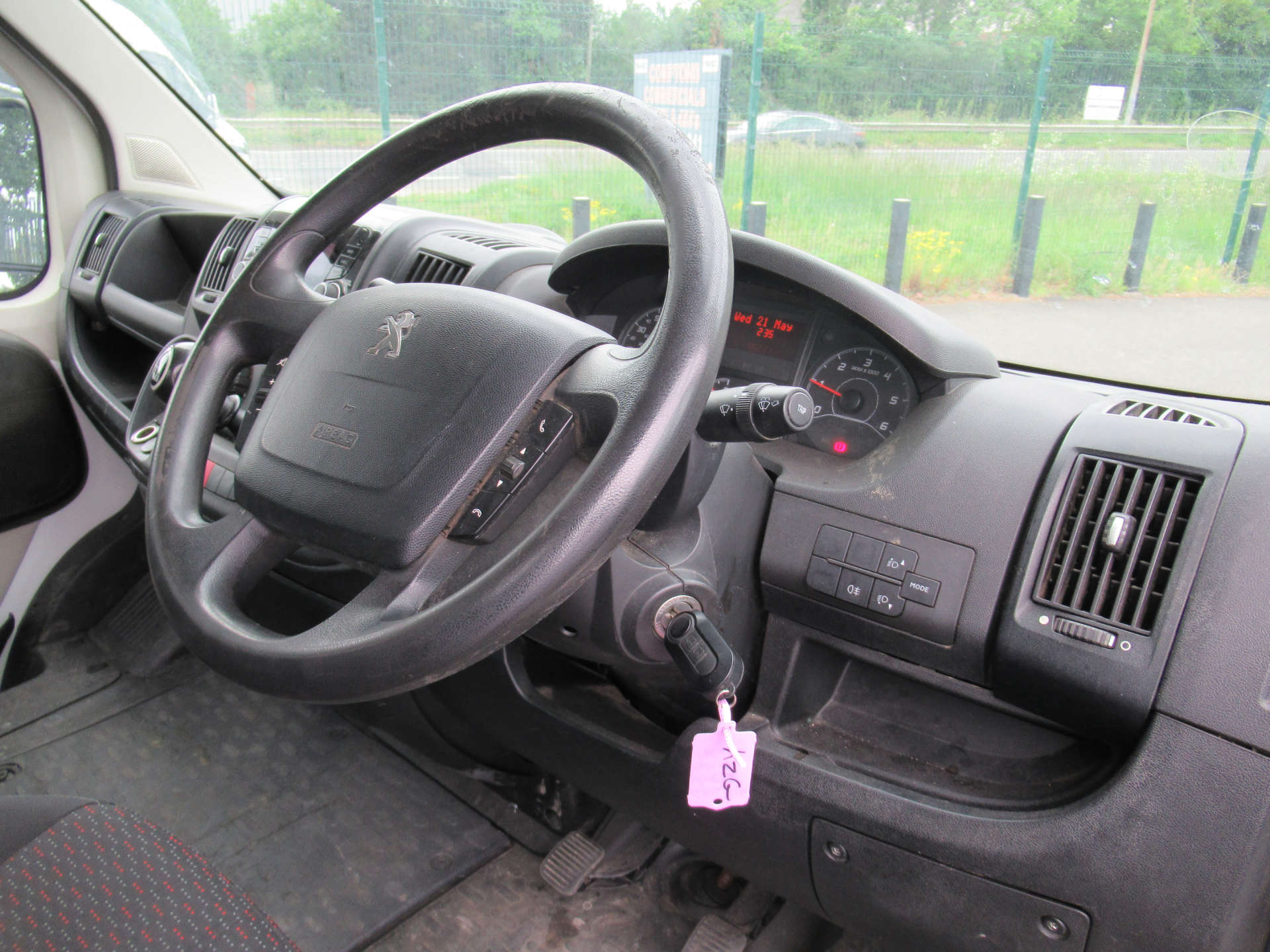 PEUGEOT BOXER 2.2 HDi 335 Dropside 2dr Diesel Manual FWD L3 H1 (130 bhp) #12