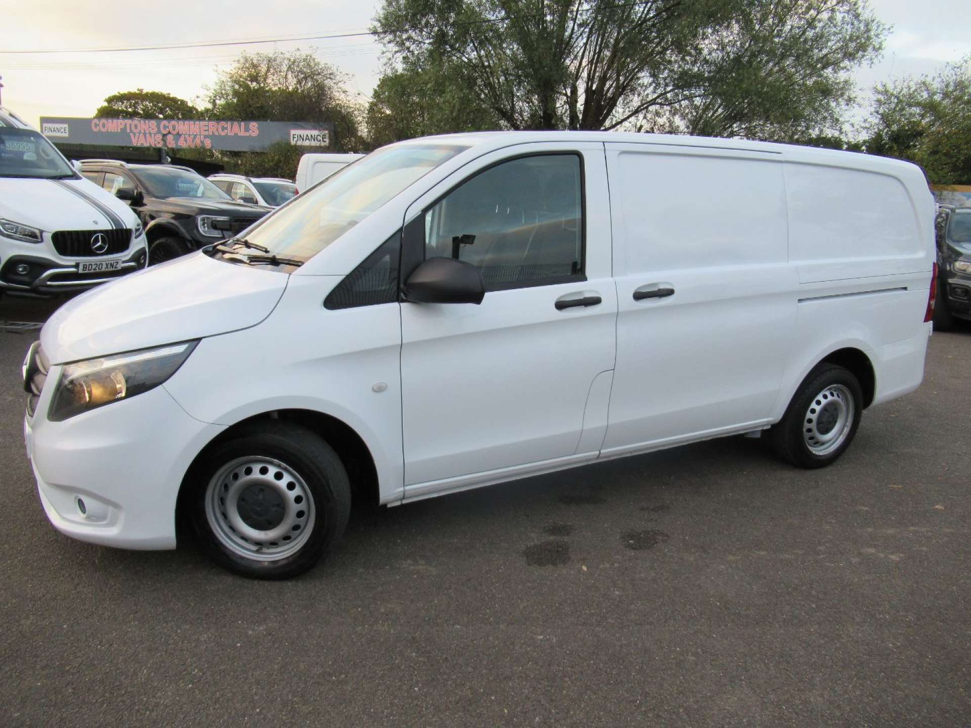 MERCEDES-BENZ VITO 1.7 Vito 110 Progressive CDI #1