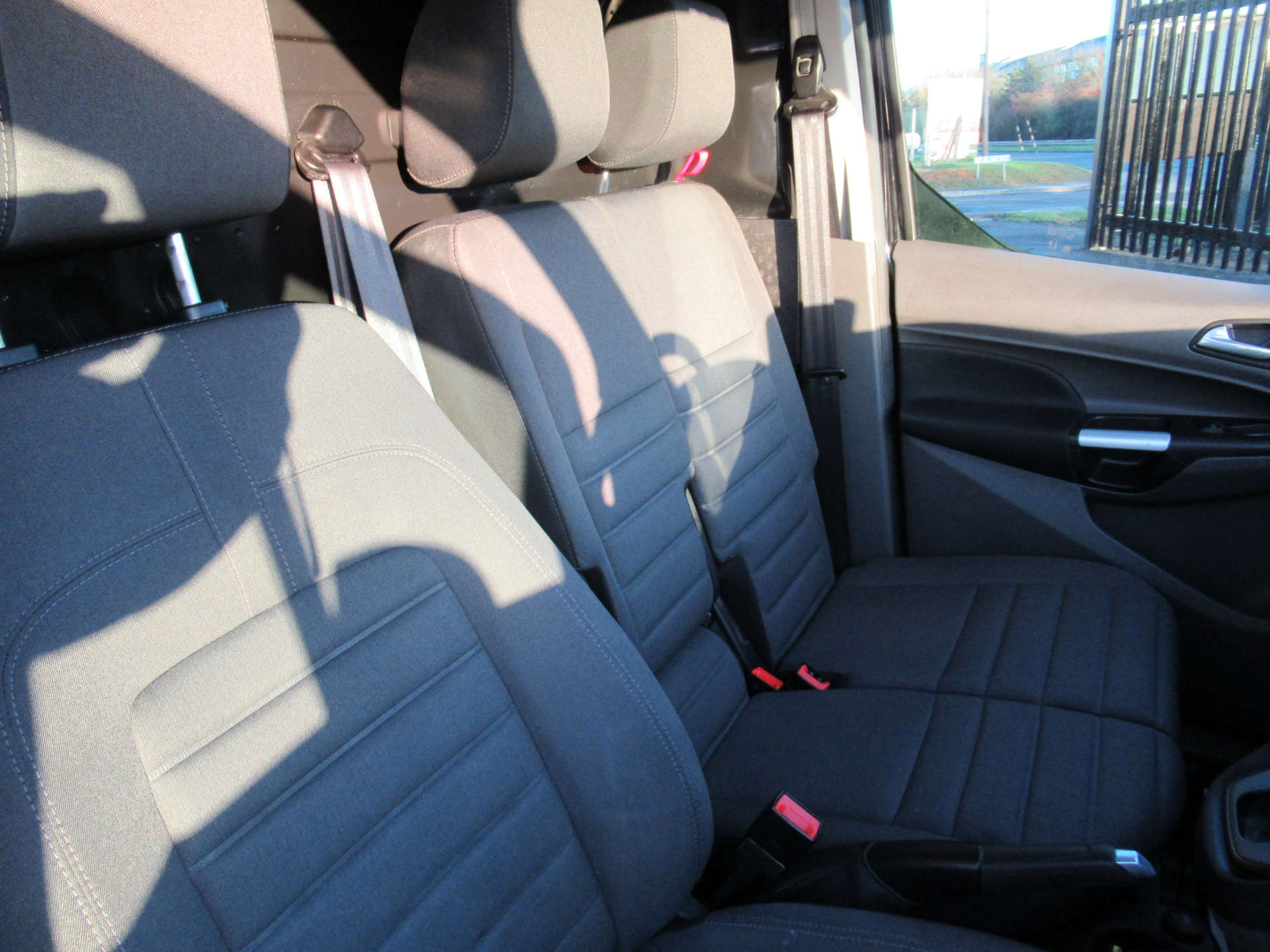 FORD TRANSIT CONNECT 1.5 Transit Connect 240 Ltd EcoBlue A #16