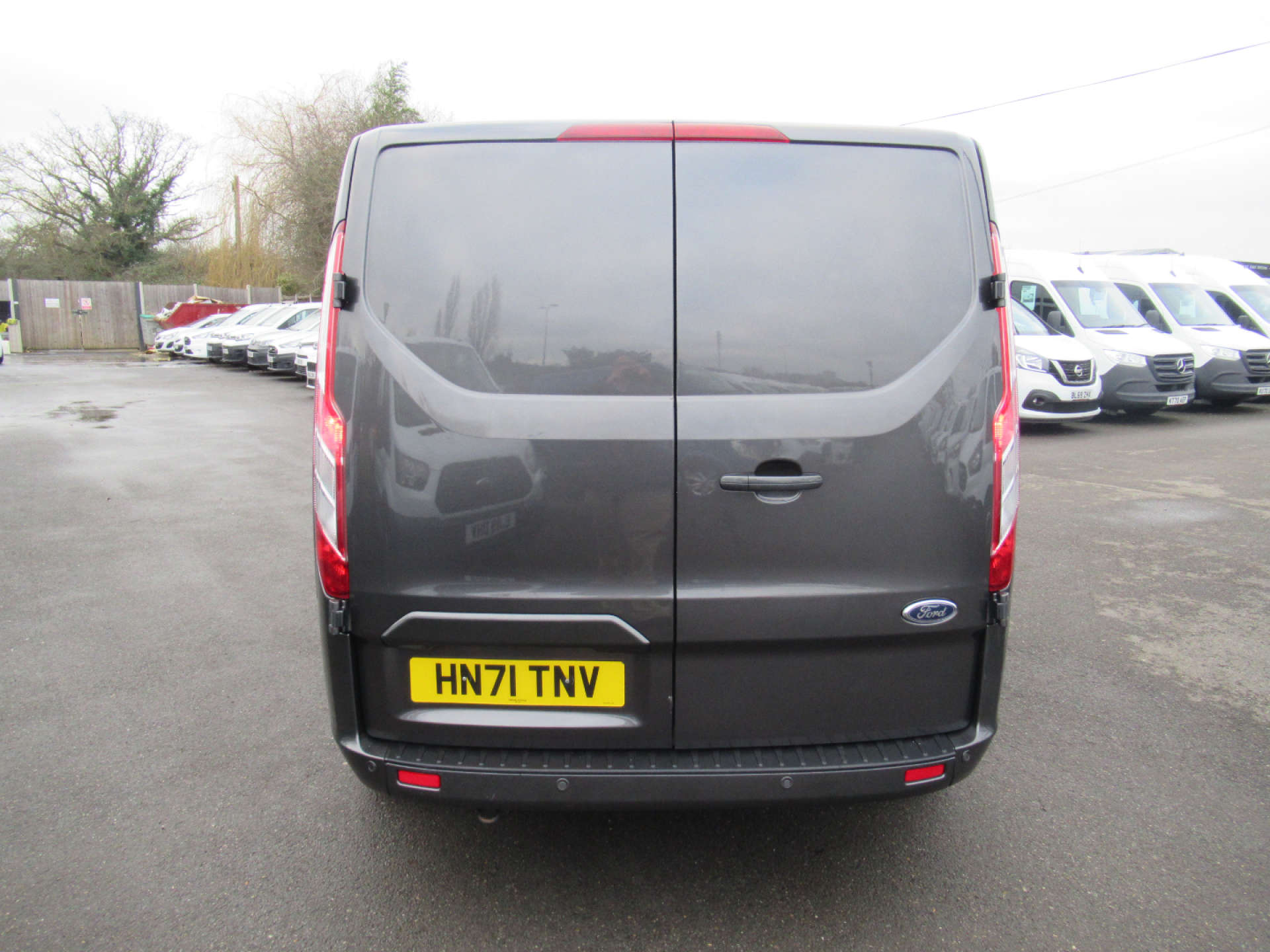 FORD TRANSIT CUSTOM 2.0 320 EcoBlue Limited Crew Van Double Cab 5dr Diesel Auto L2 H1 Euro 6 (170 ps) #8