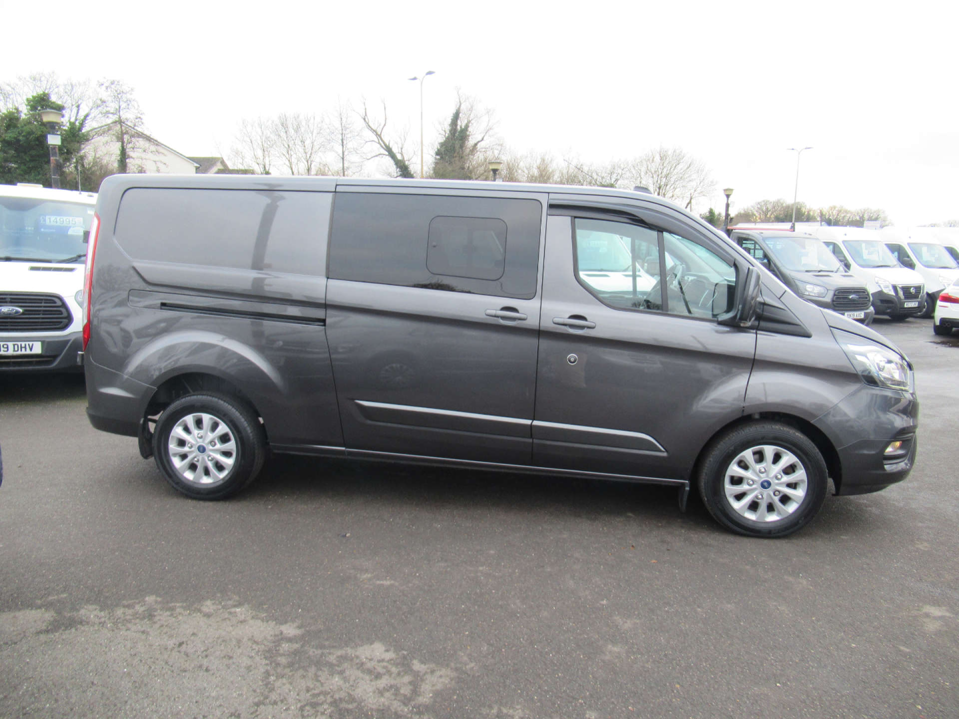 FORD TRANSIT CUSTOM 2.0 320 EcoBlue Limited Crew Van Double Cab 5dr Diesel Auto L2 H1 Euro 6 (170 ps) #11