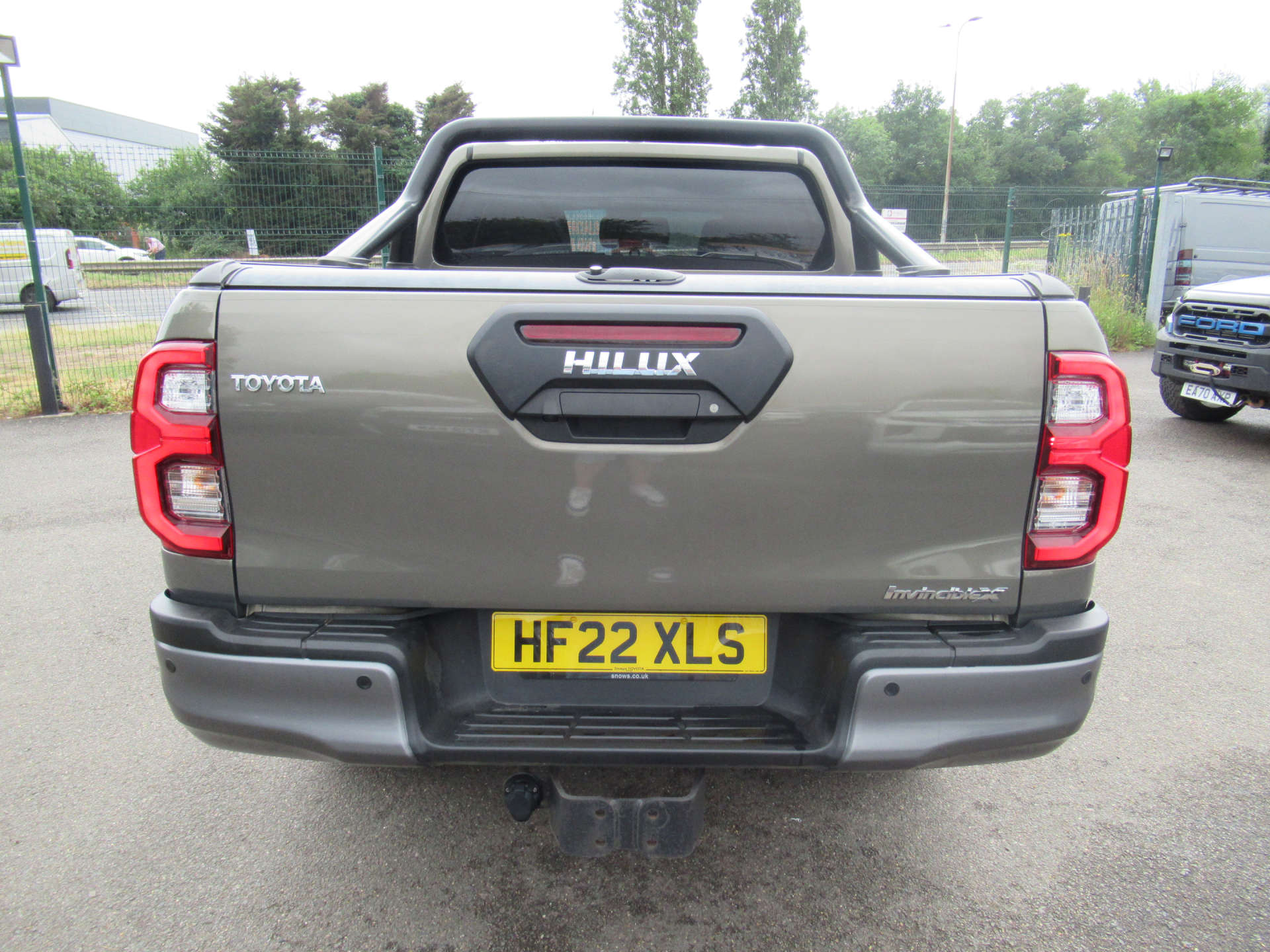 TOYOTA HILUX 2.8 HI-Luxury Invincible X D-4D 4WD Double Cab Auto 4WD 5dr #9