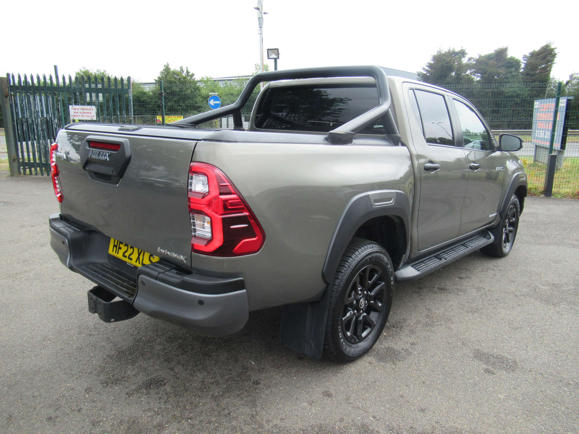 TOYOTA HILUX 2.8 HI-Luxury Invincible X D-4D 4WD Double Cab Auto 4WD 5dr #11
