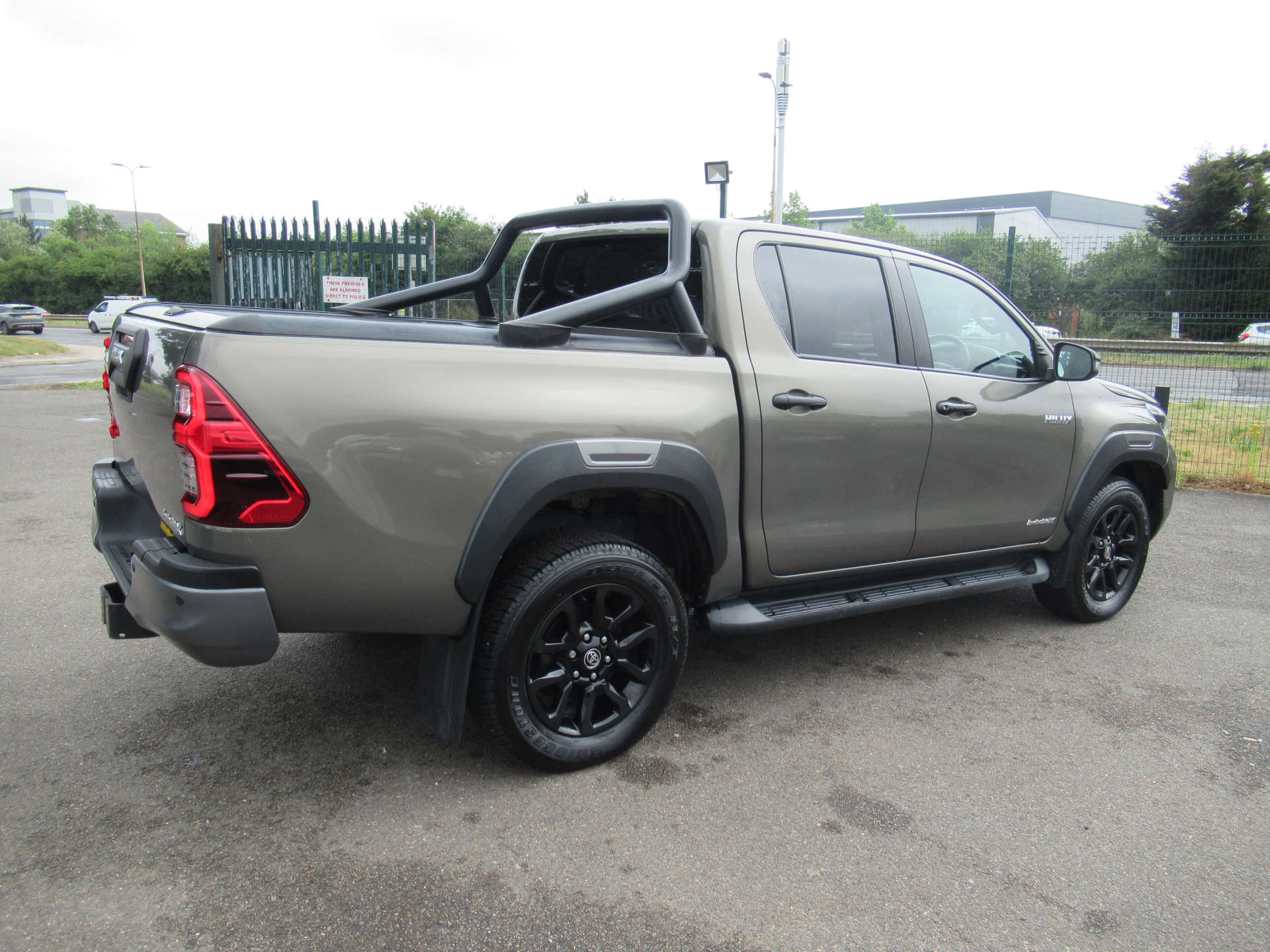 TOYOTA HILUX 2.8 HI-Luxury Invincible X D-4D 4WD Double Cab Auto 4WD 5dr #12