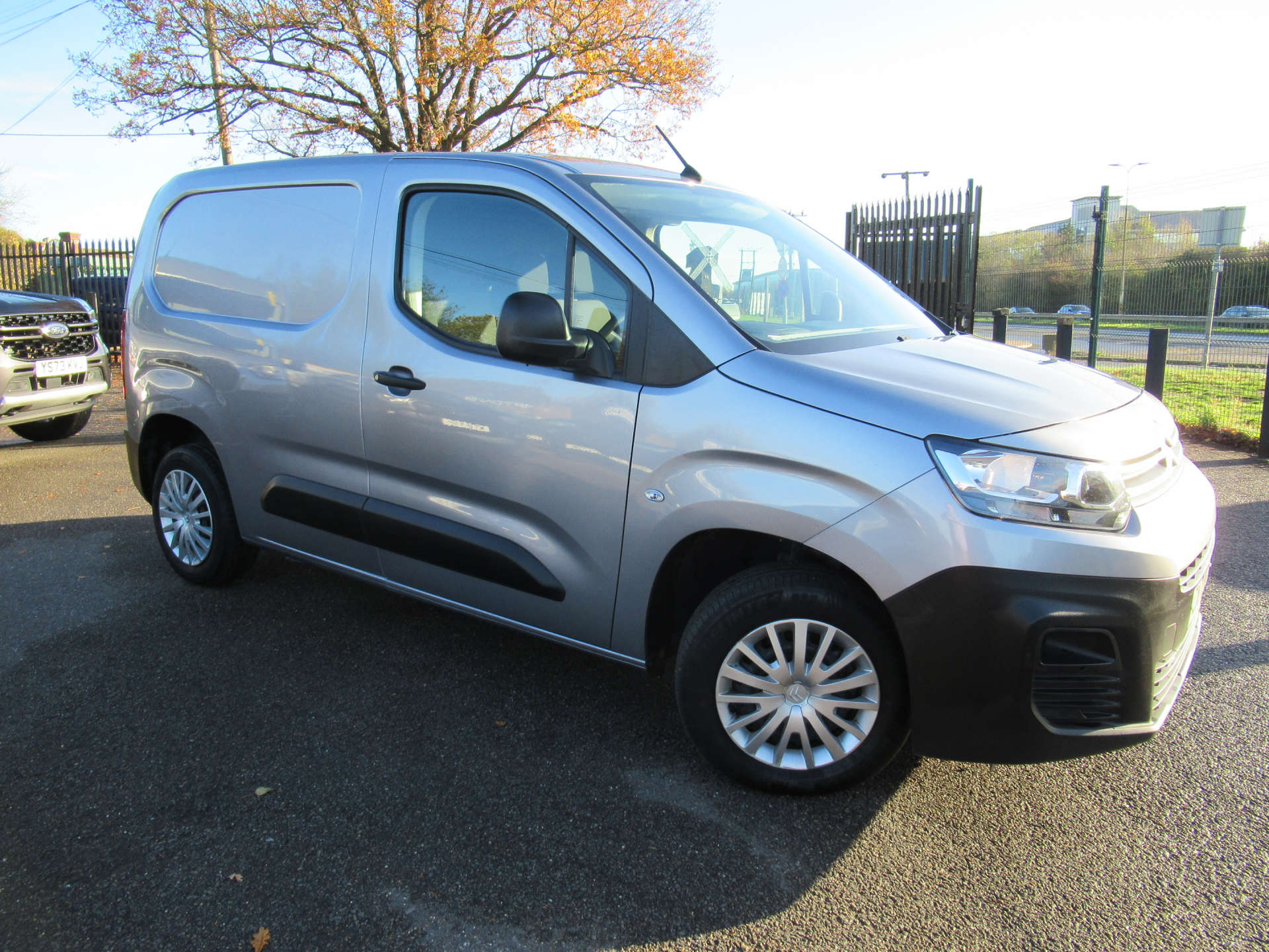 CITROEN BERLINGO 1.5 Berlingo 650 Enterprise Professional Blue HDi #26