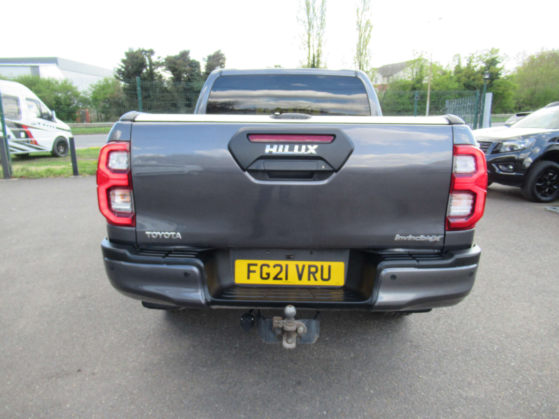 TOYOTA HILUX 2.8 HI-Luxury Invincible X D-4D 4WD Double Cab Auto 4WD 5dr #9