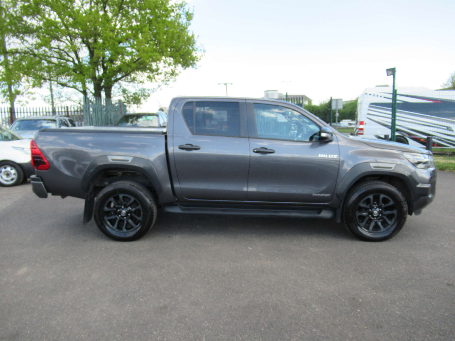 TOYOTA HILUX 2.8 HI-Luxury Invincible X D-4D 4WD Double Cab Auto 4WD 5dr #14