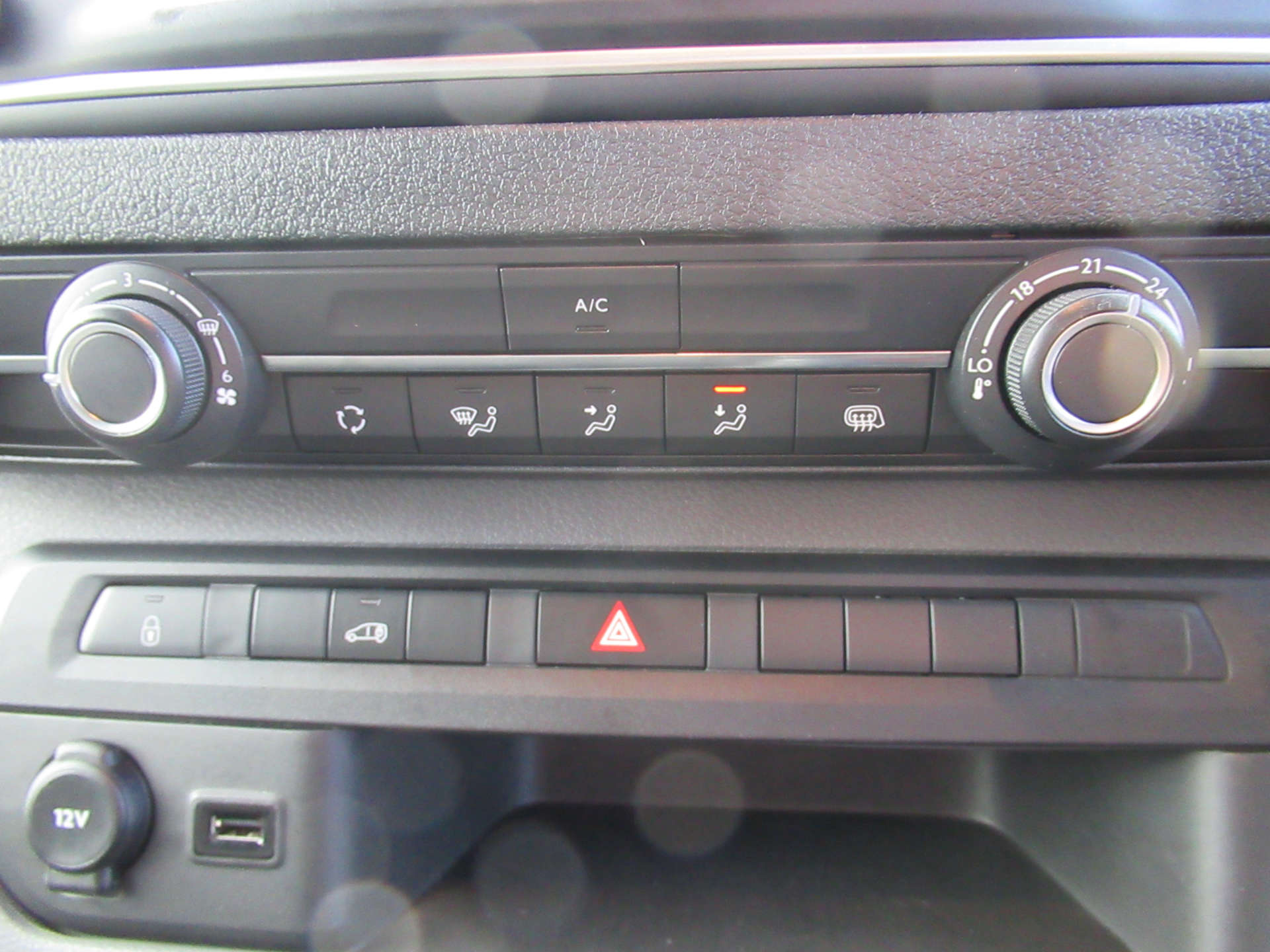 PEUGEOT EXPERT 2.0 Expert Professional Premium L1 Blue HDi #18